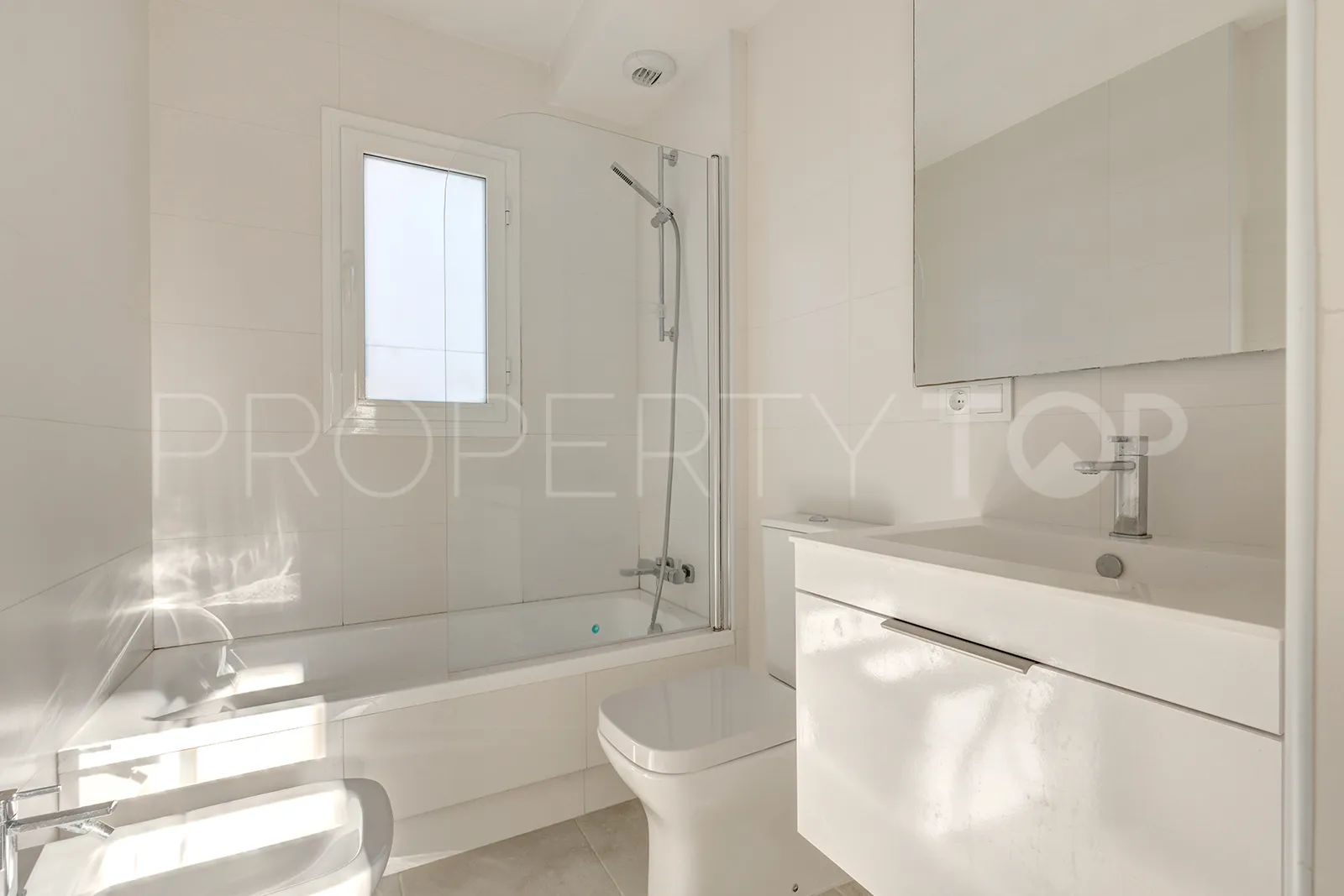 Apartamento en venta en Puerto Blanco con 3 dormitorios