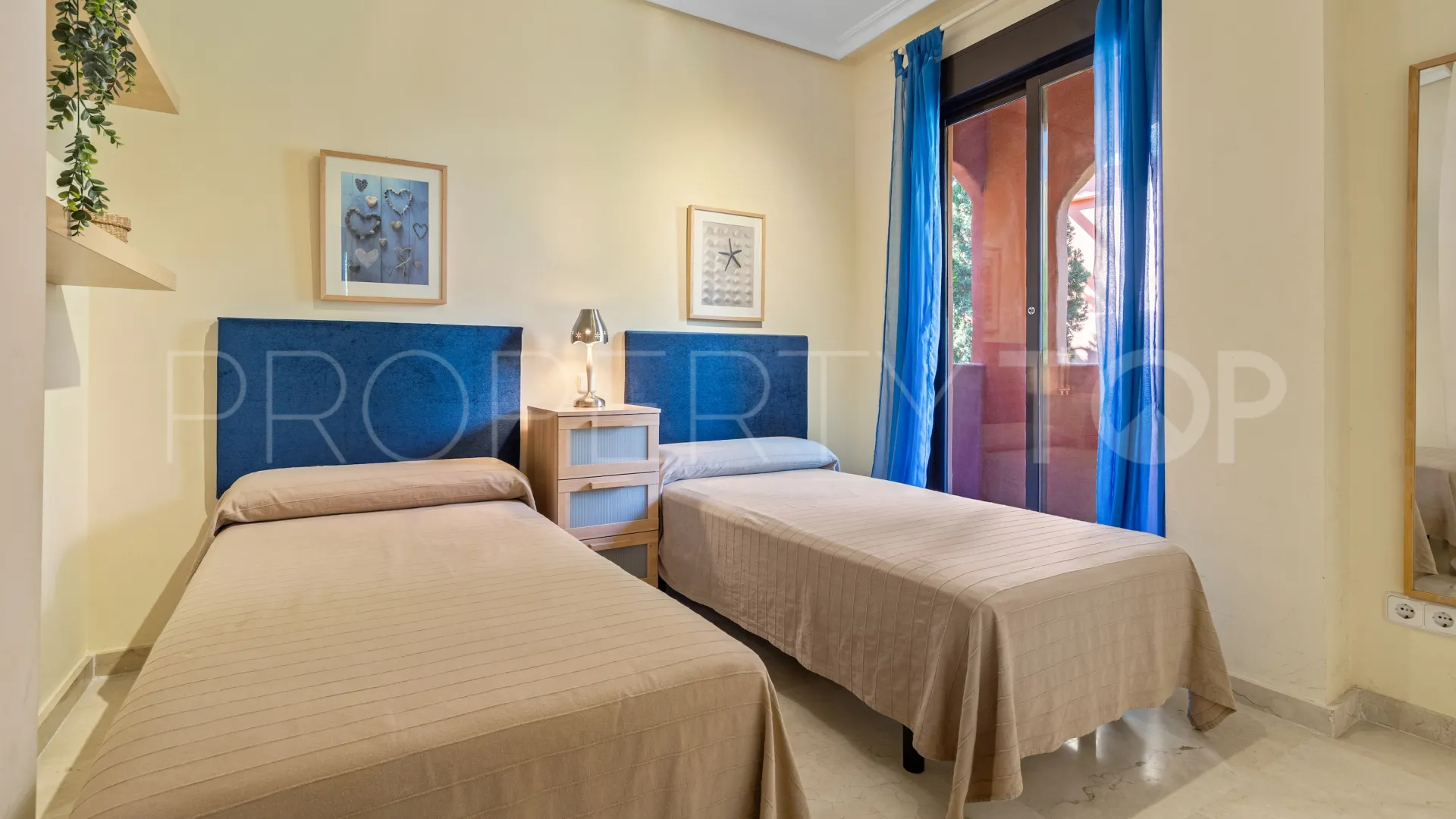 For sale Majestic 2 bedrooms apartment