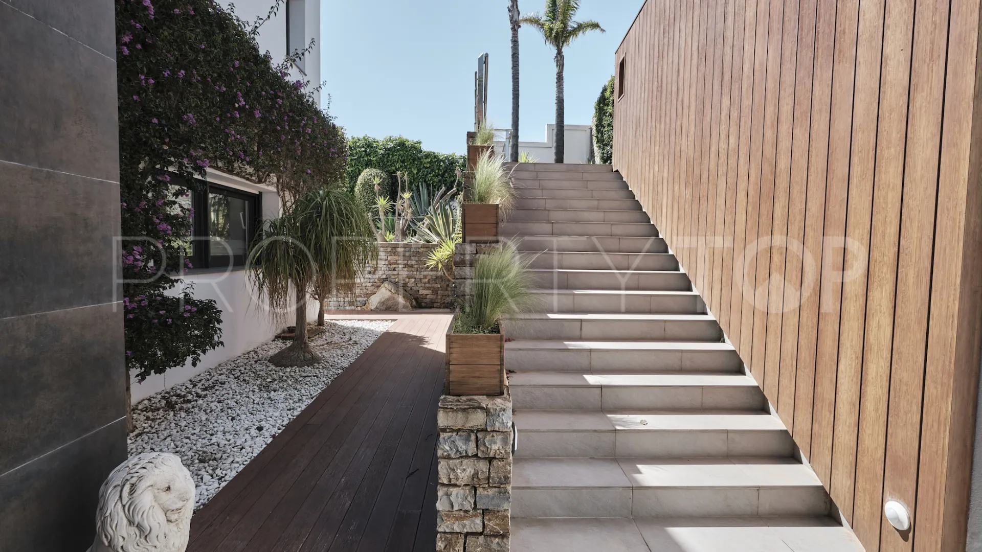 5 bedrooms villa in Manilva for sale