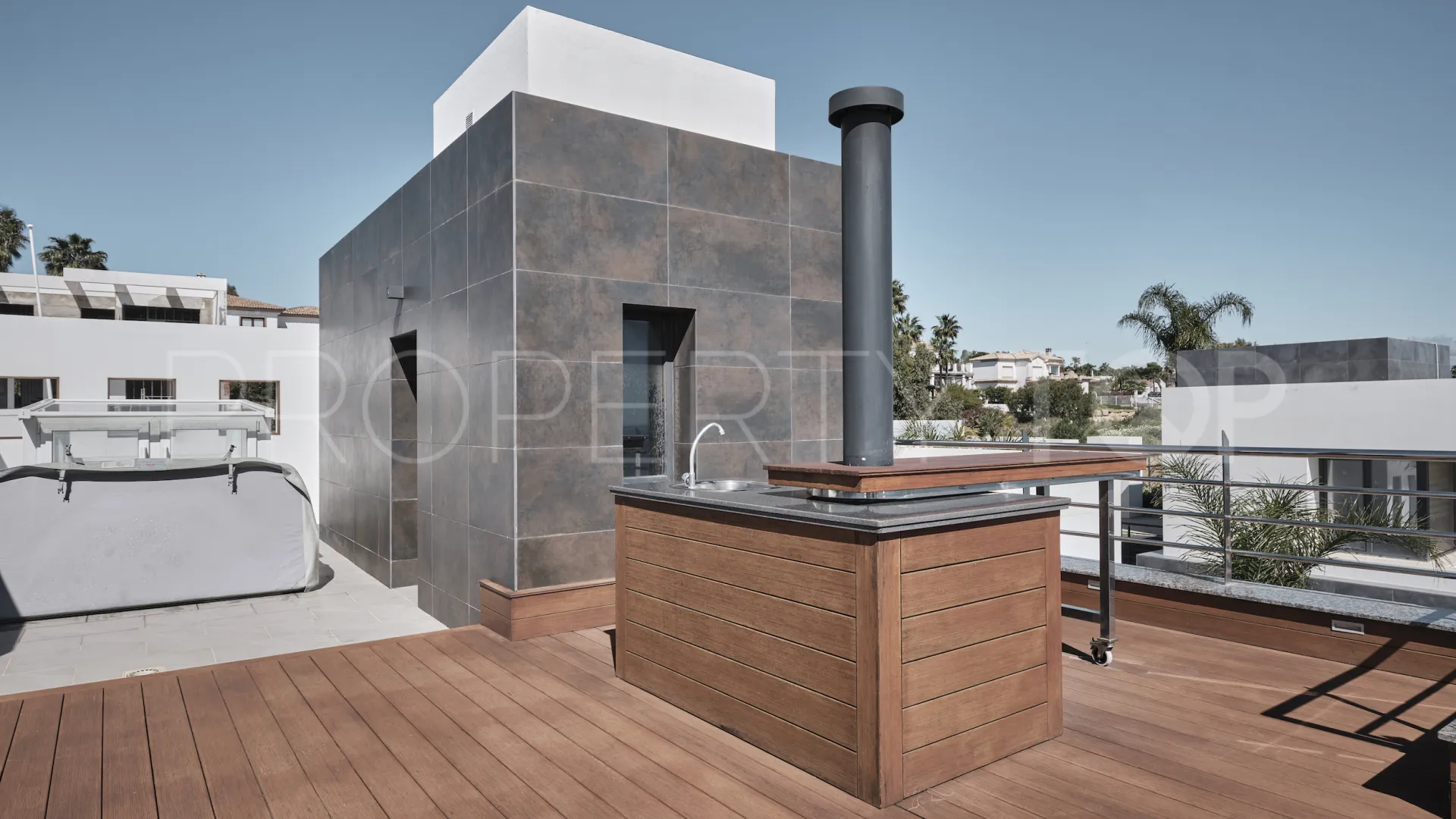 5 bedrooms villa in Manilva for sale