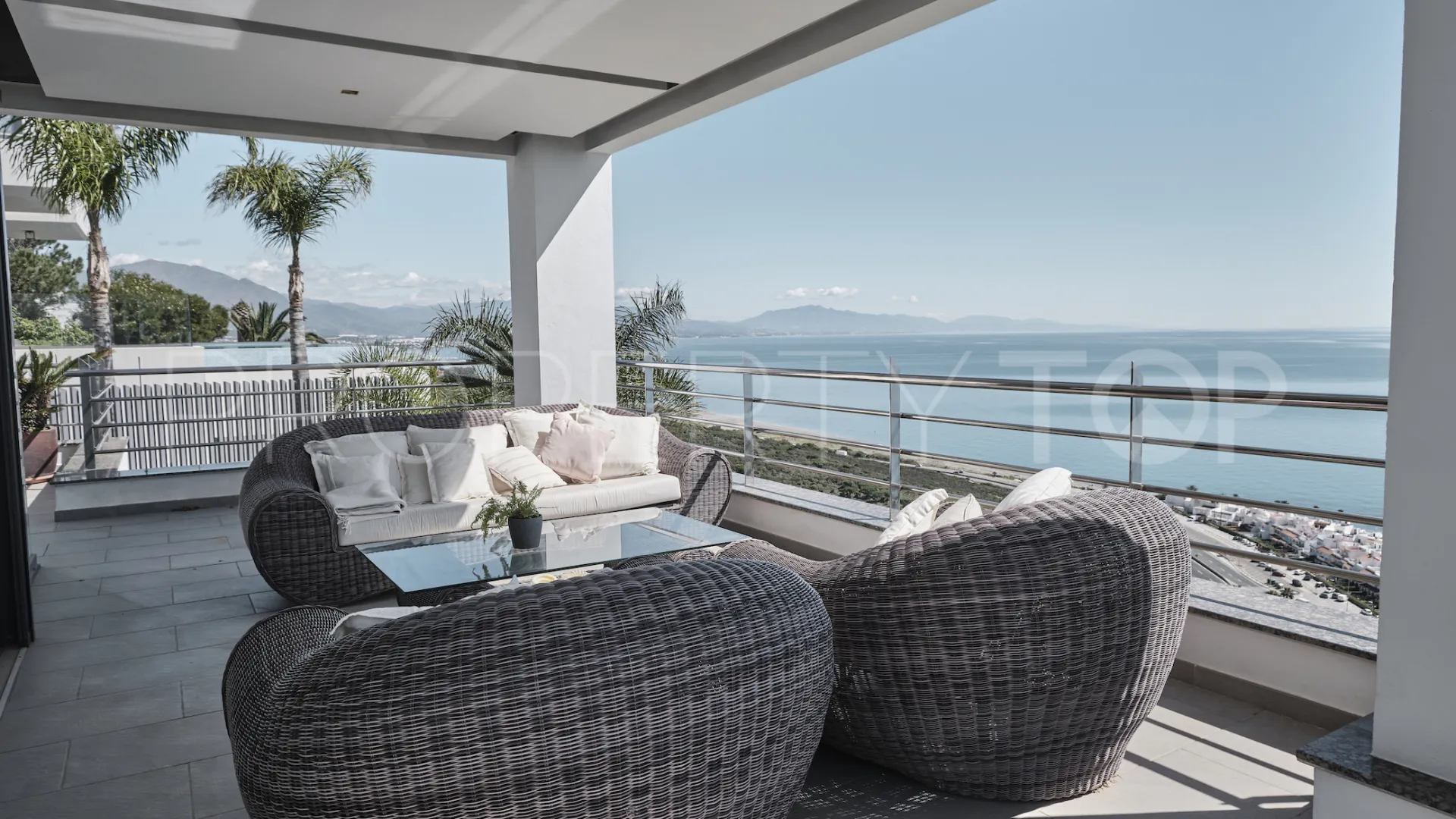 5 bedrooms villa in Manilva for sale