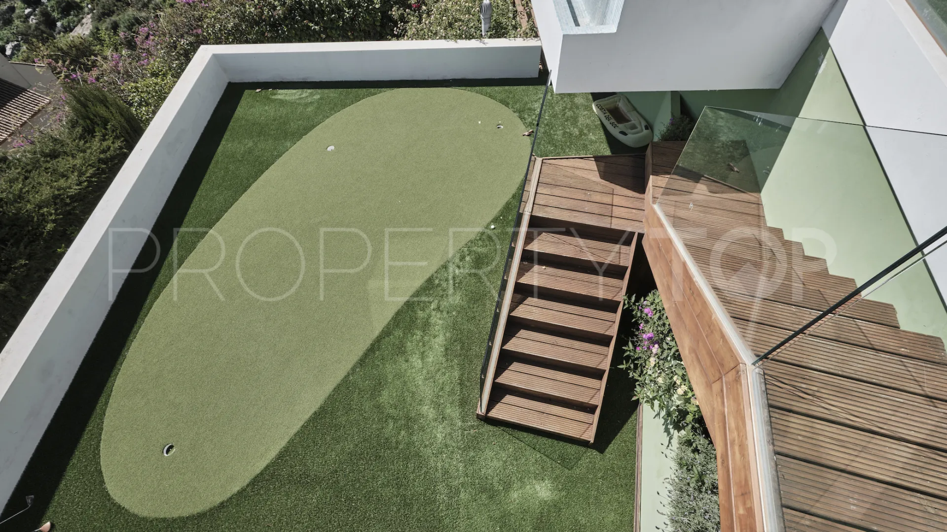 5 bedrooms villa in Manilva for sale