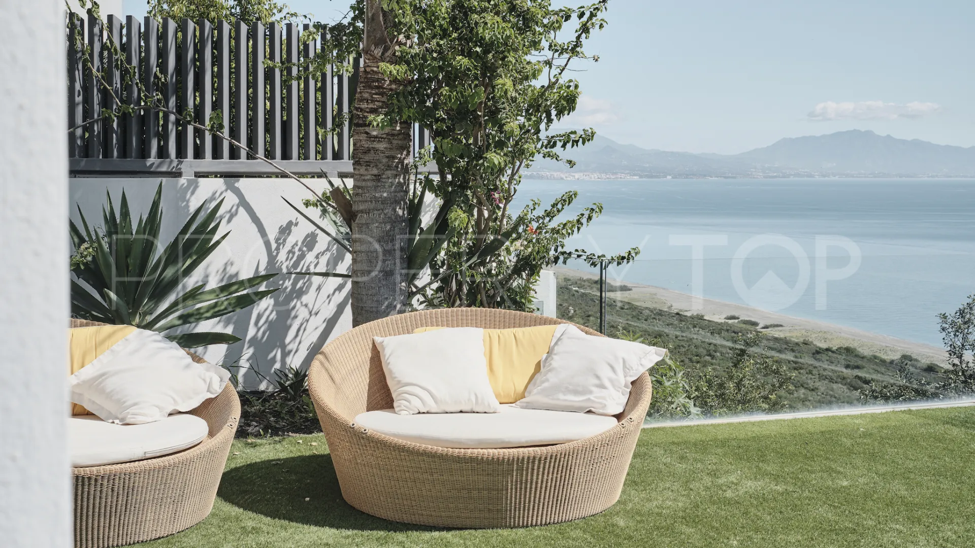 5 bedrooms villa in Manilva for sale