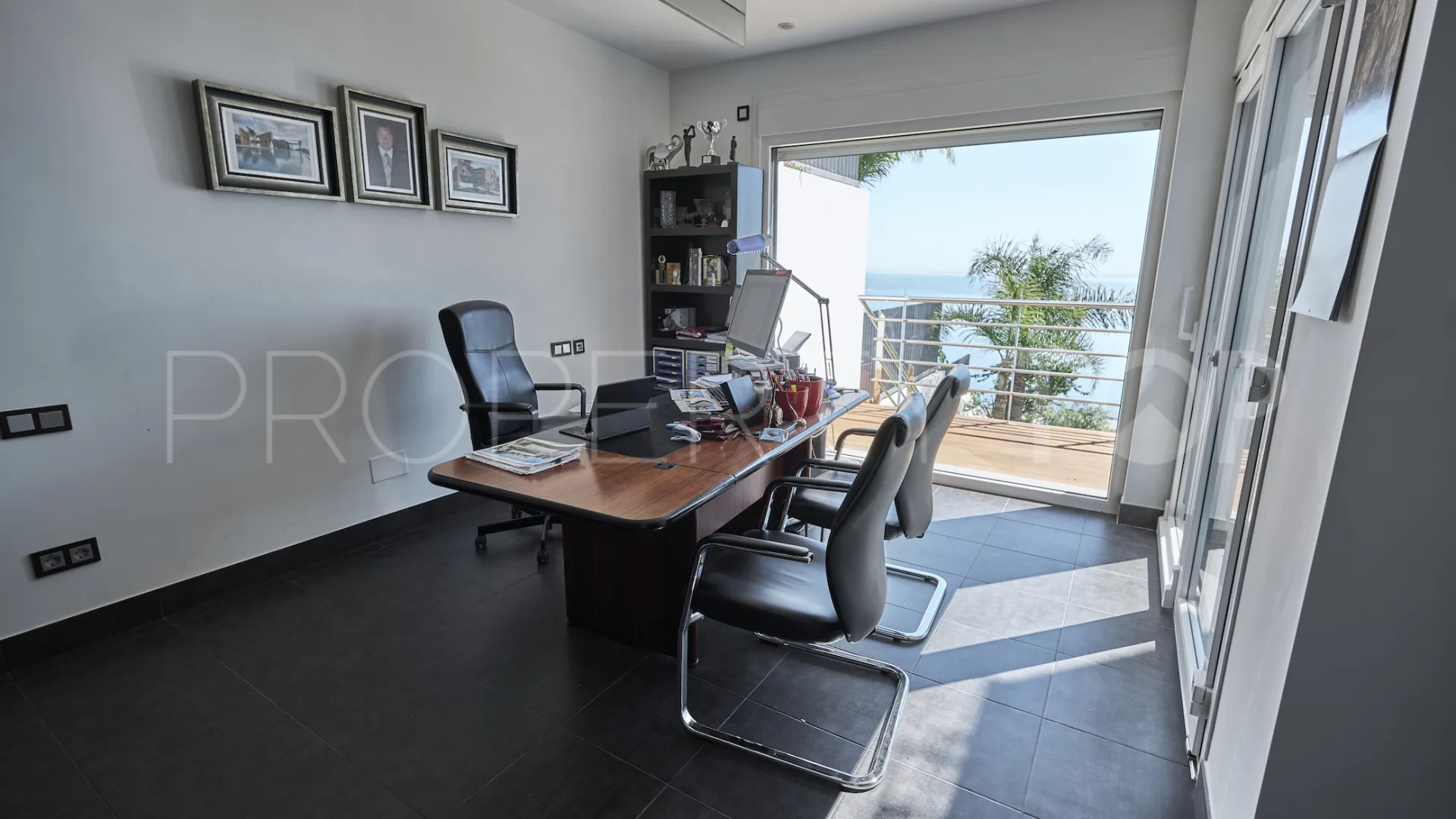5 bedrooms villa in Manilva for sale