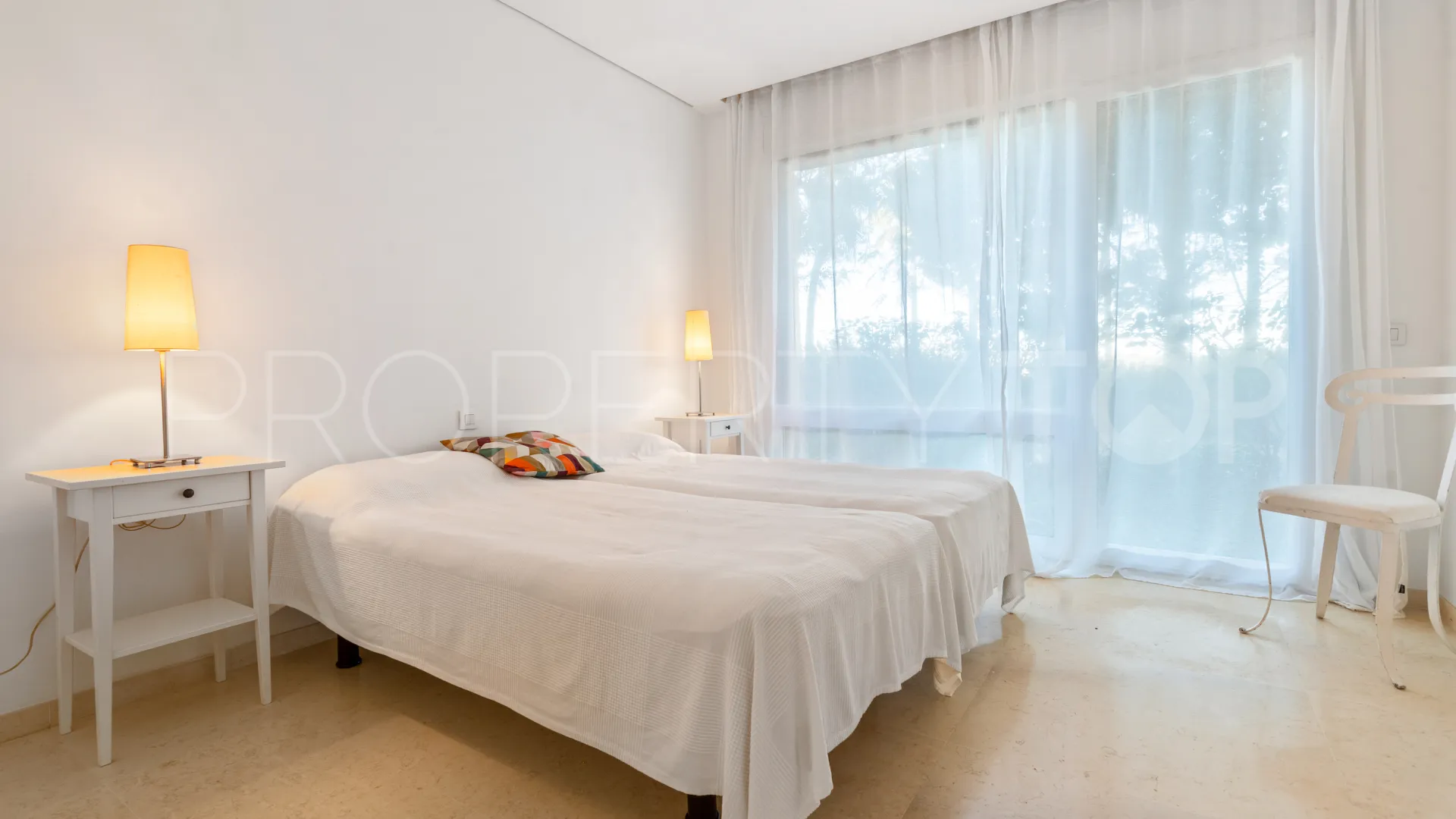 For sale ground floor apartment in Ribera del Marlin with 3 bedrooms