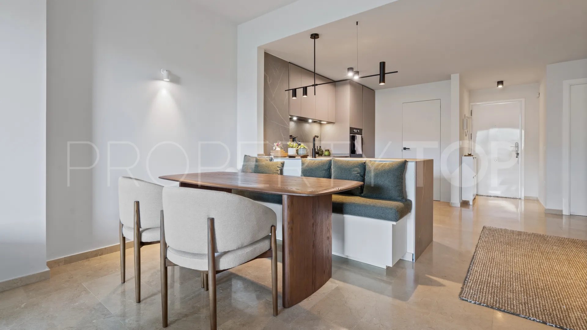 For sale ground floor apartment in Bahia de las Rocas