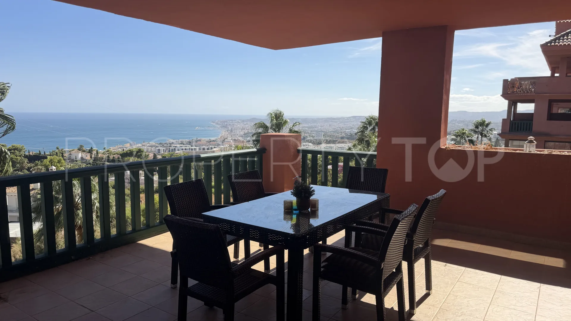 Buy 2 bedrooms apartment in Reserva del Higuerón