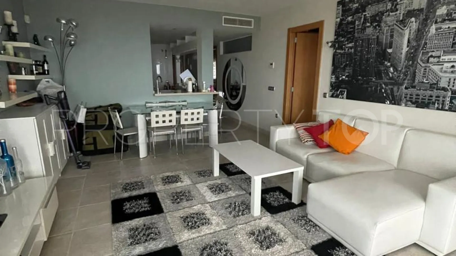Buy 2 bedrooms apartment in Reserva del Higuerón