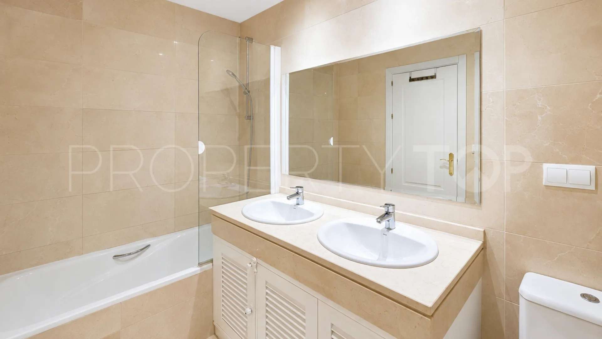 Se vende apartamento en Los Arqueros