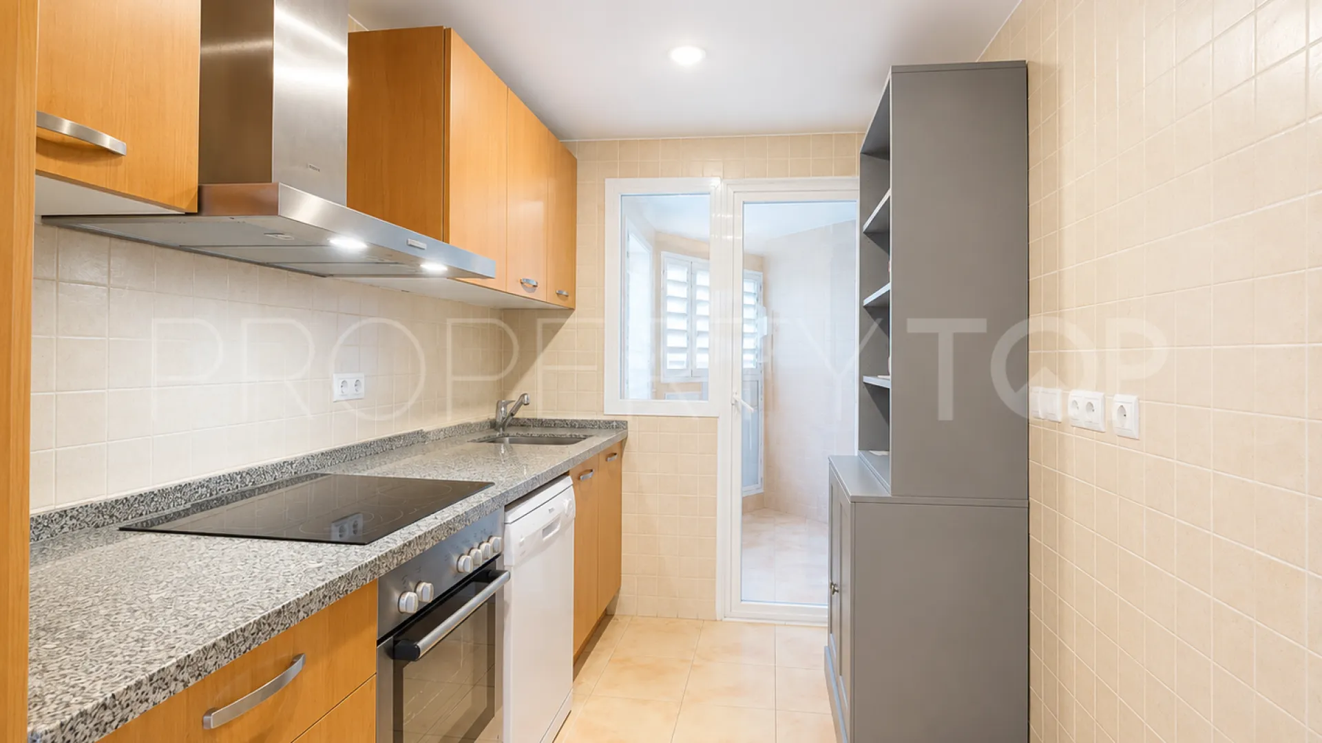 Se vende apartamento en Los Arqueros