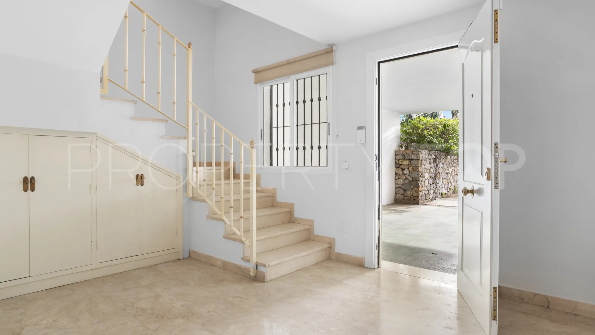 Adosado en venta con 4 dormitorios en Marbella - Puerto Banus