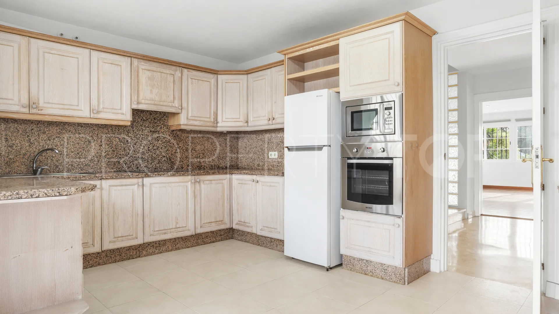 Adosado en venta con 4 dormitorios en Marbella - Puerto Banus