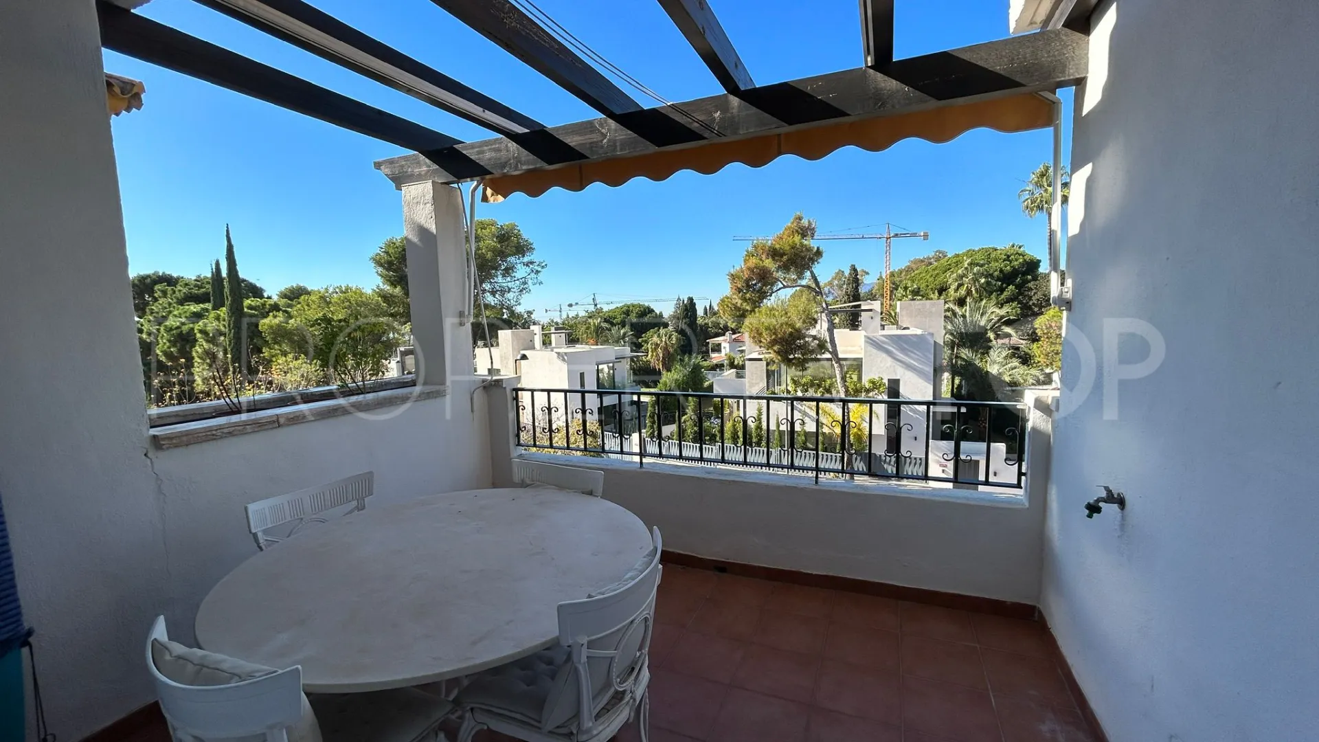 Comprar atico duplex en Los Pinos de Nagüeles con 3 dormitorios