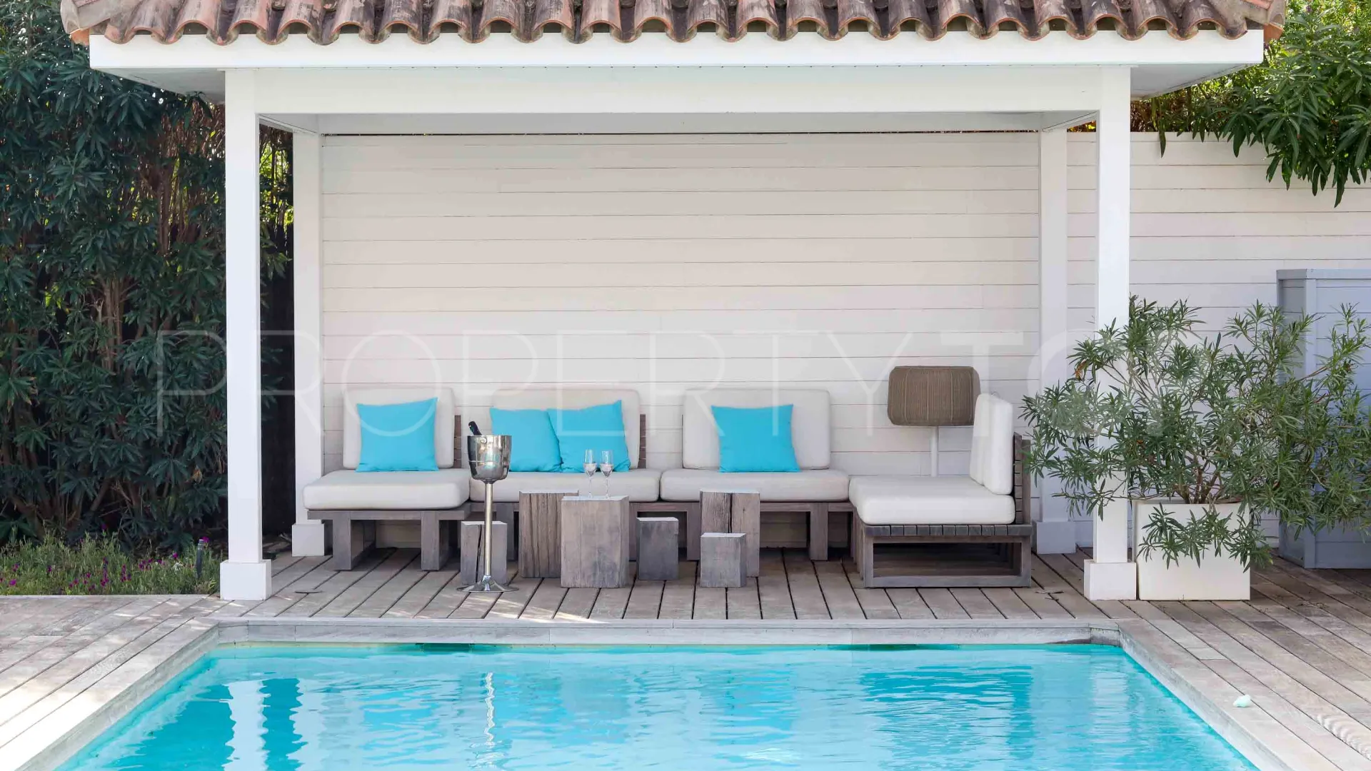 Villa with 4 bedrooms for sale in Benahavis