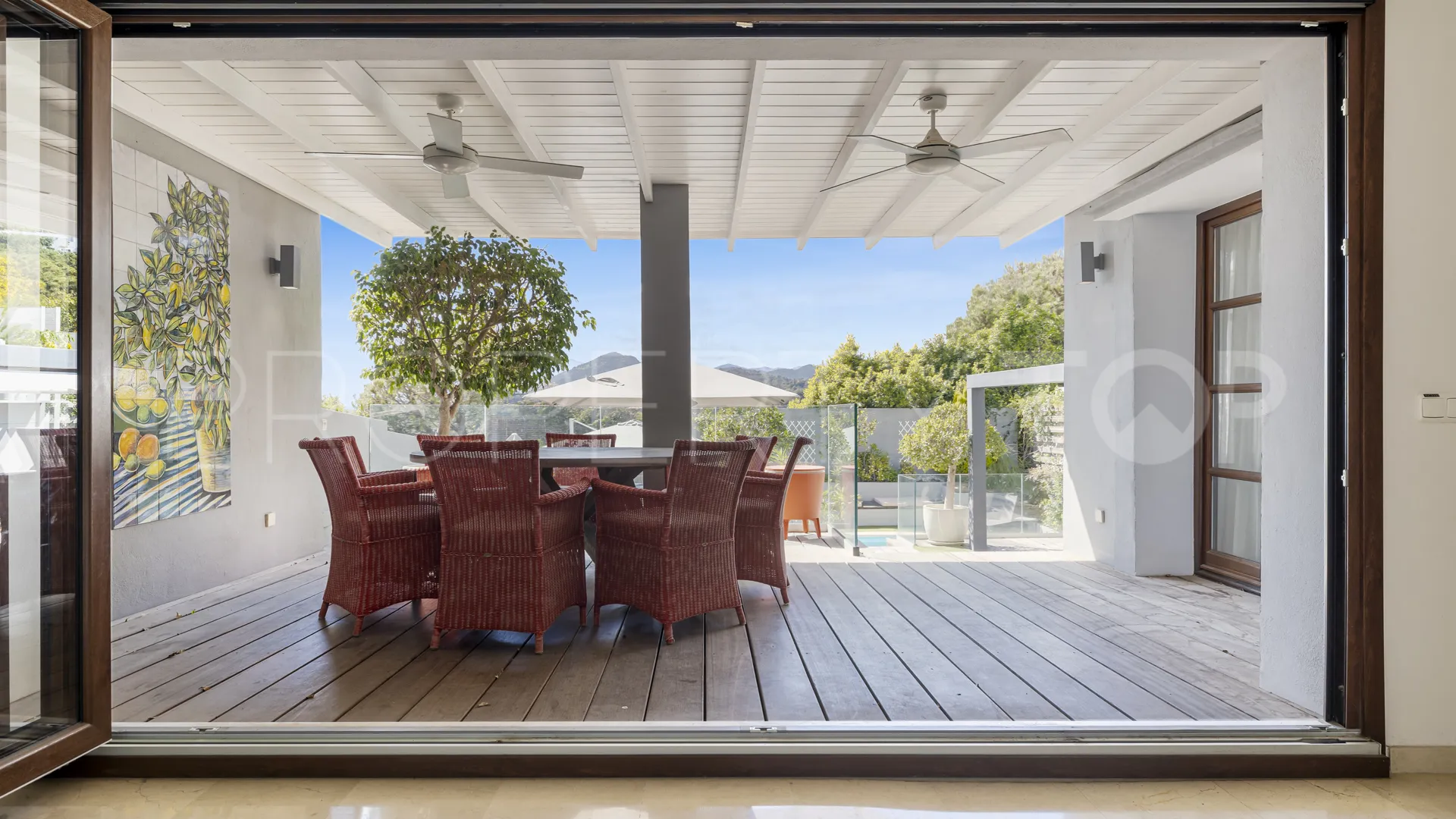 Semi detached house with 5 bedrooms for sale in Benahavis