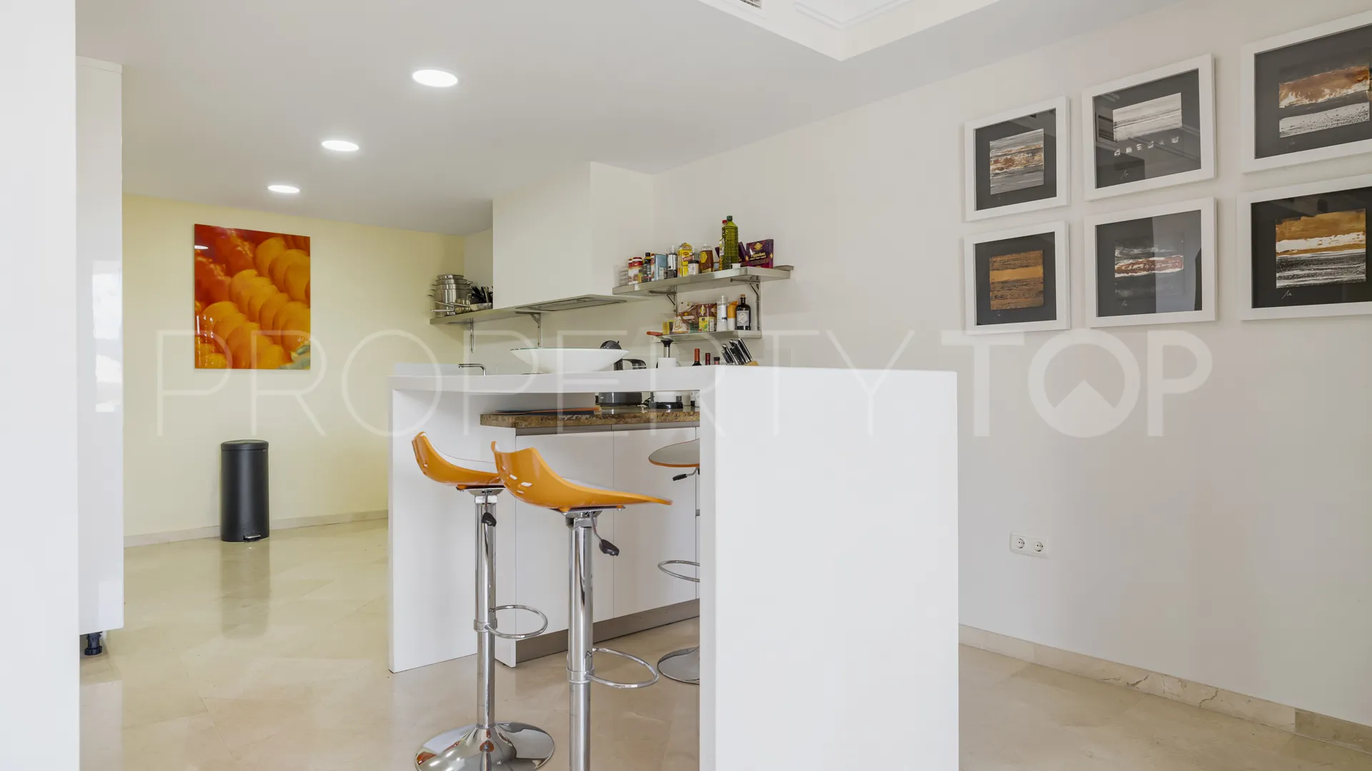 Semi detached house with 5 bedrooms for sale in Benahavis