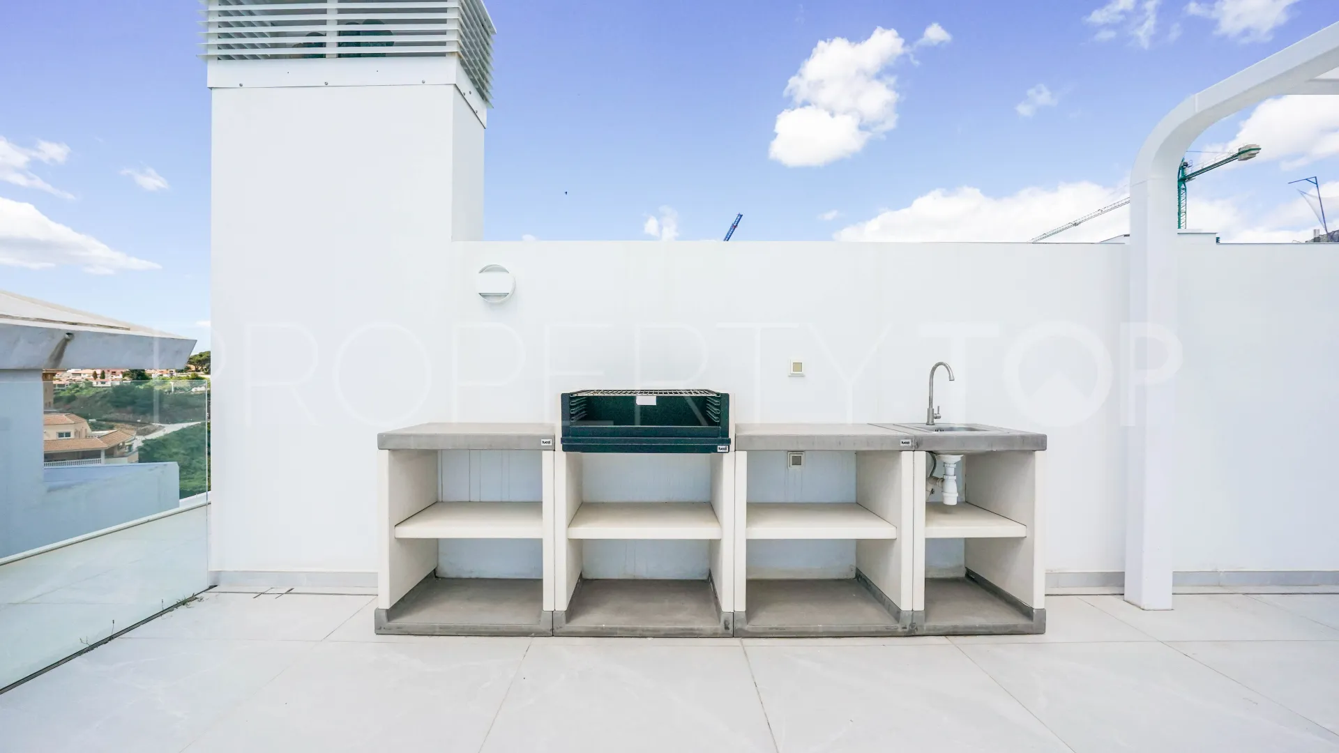 Penthouse for sale in El Higueron
