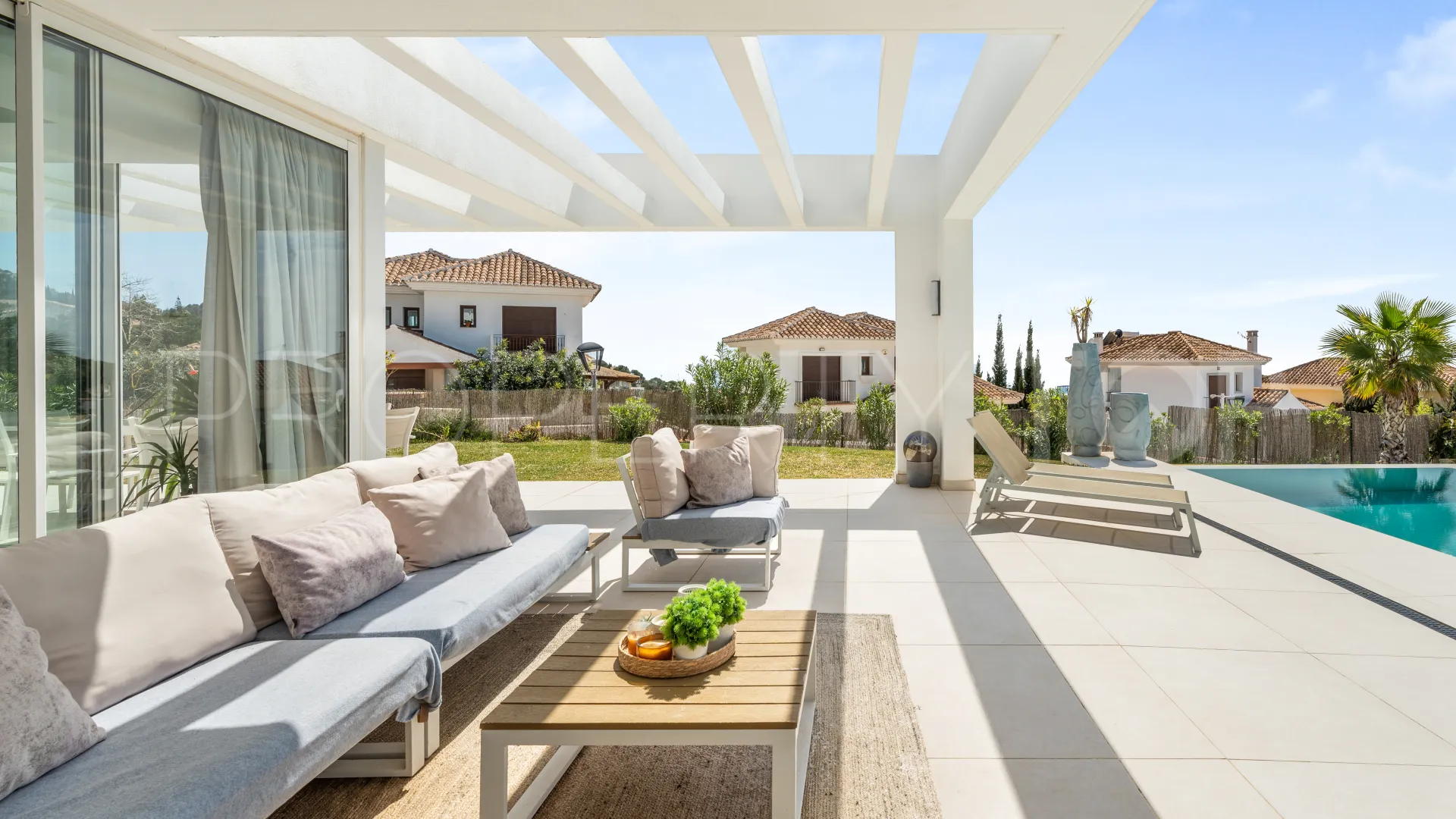 Buy Mijas villa