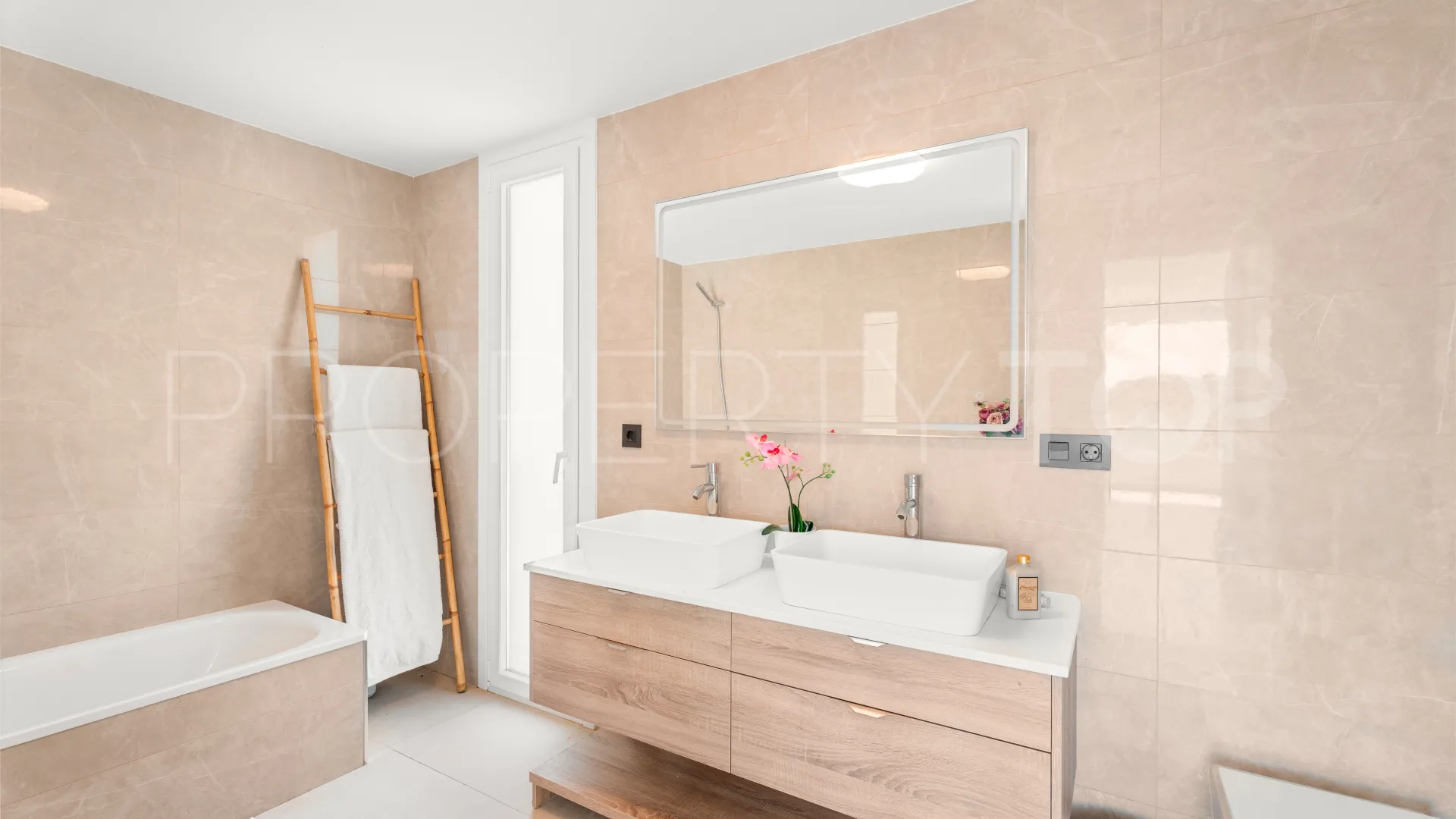 Buy Mijas villa