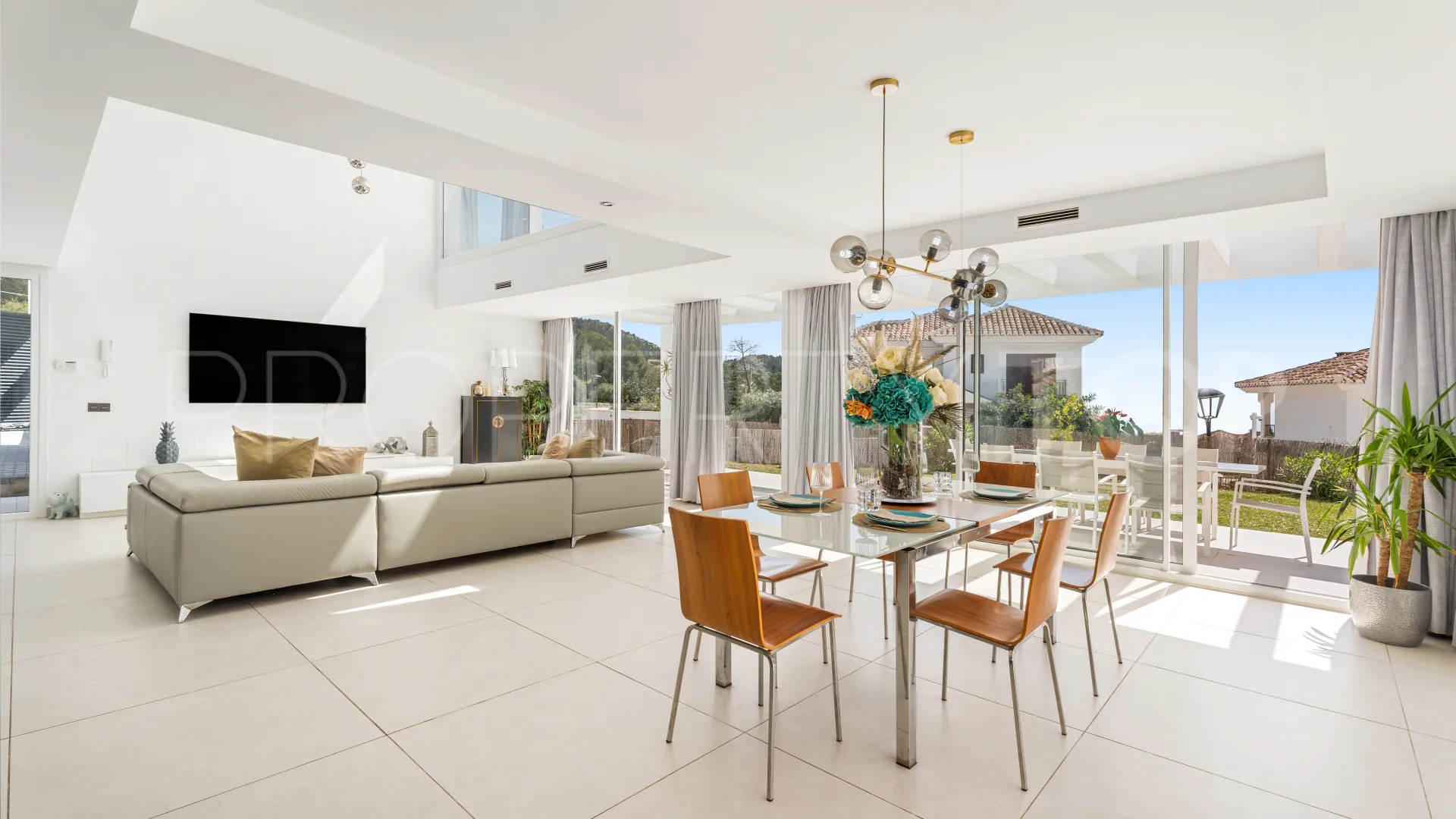 Buy Mijas villa