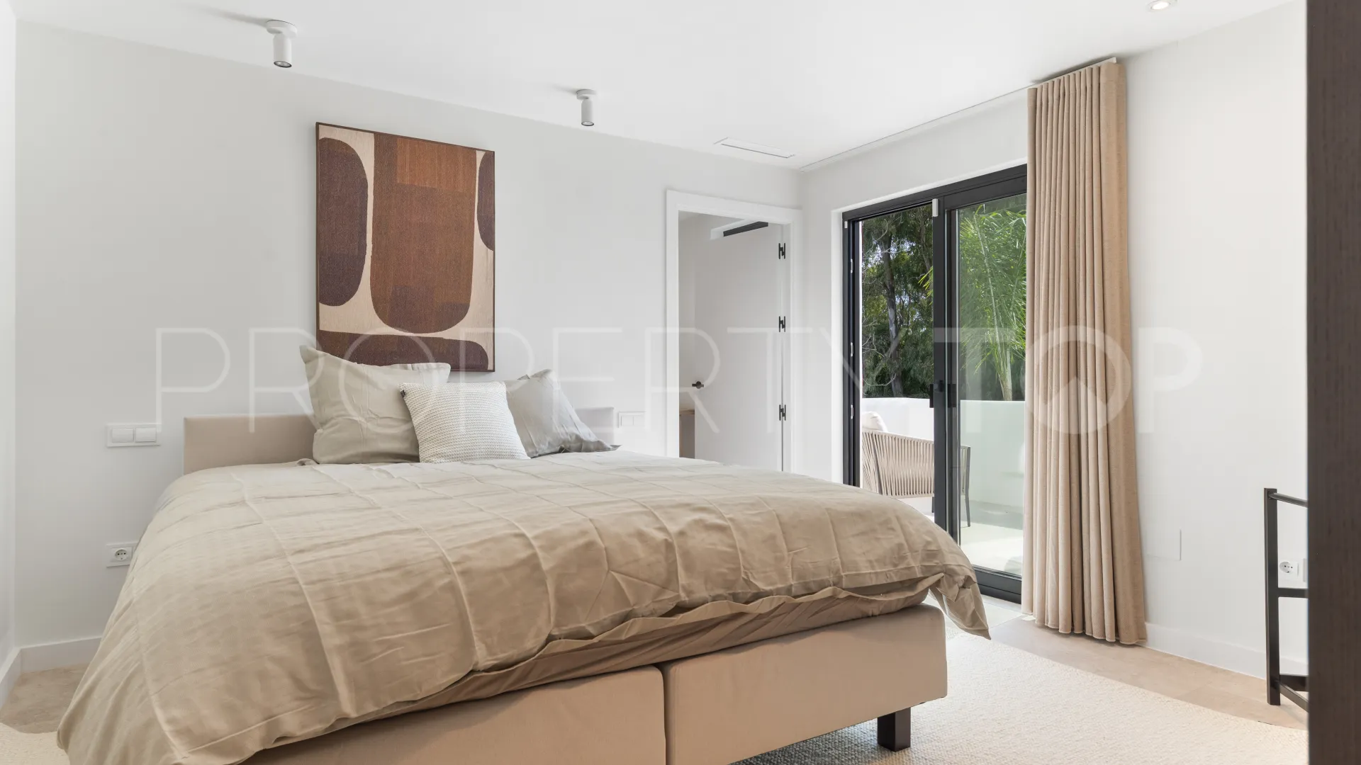 5 bedrooms Casasola villa for sale