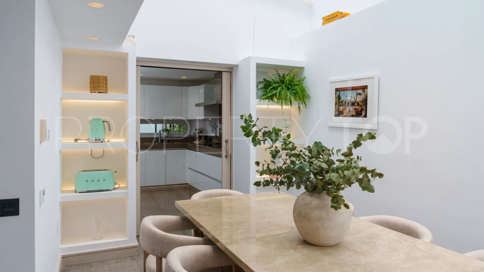 5 bedrooms Marbella villa for sale