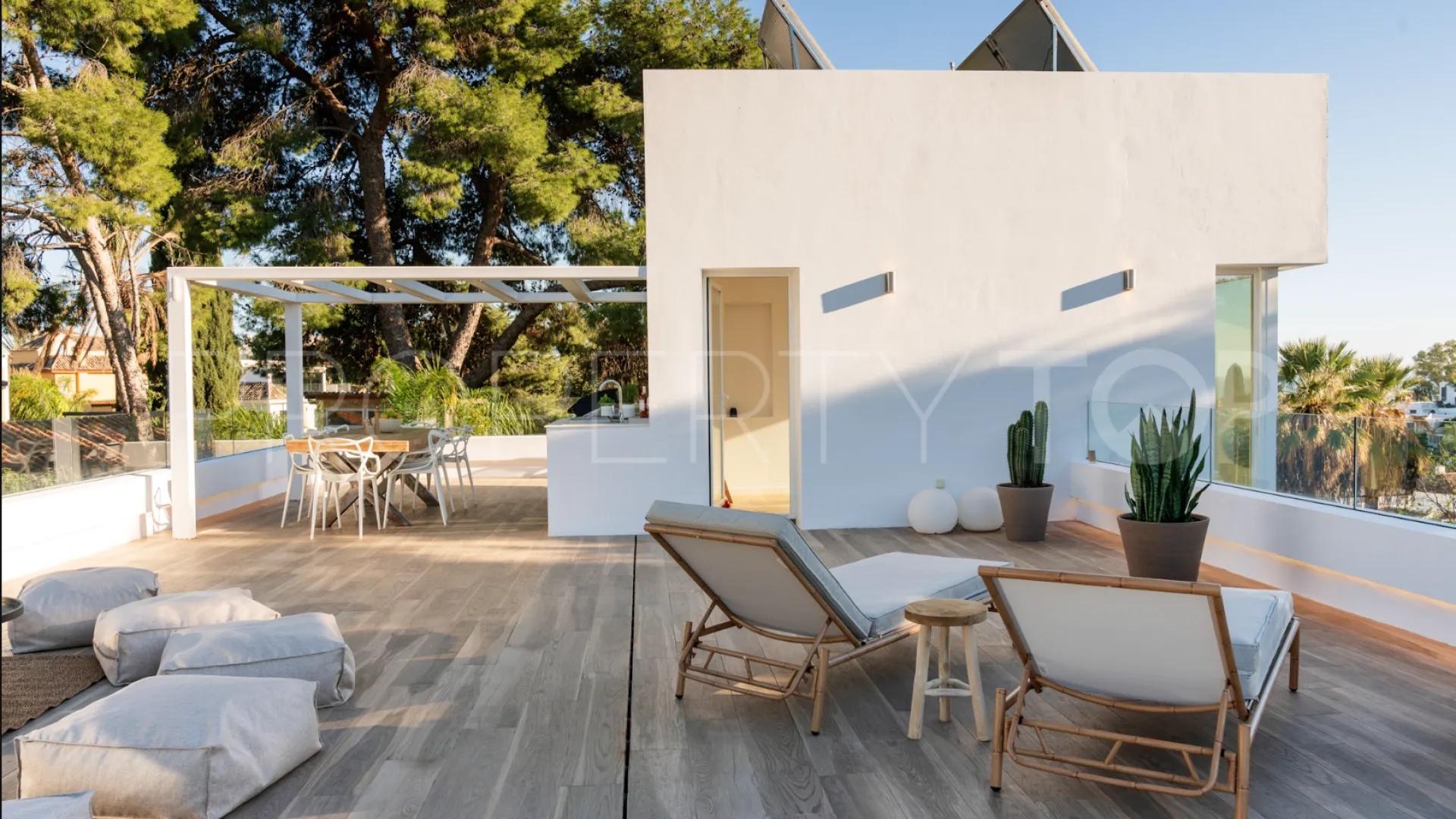 5 bedrooms Marbella villa for sale