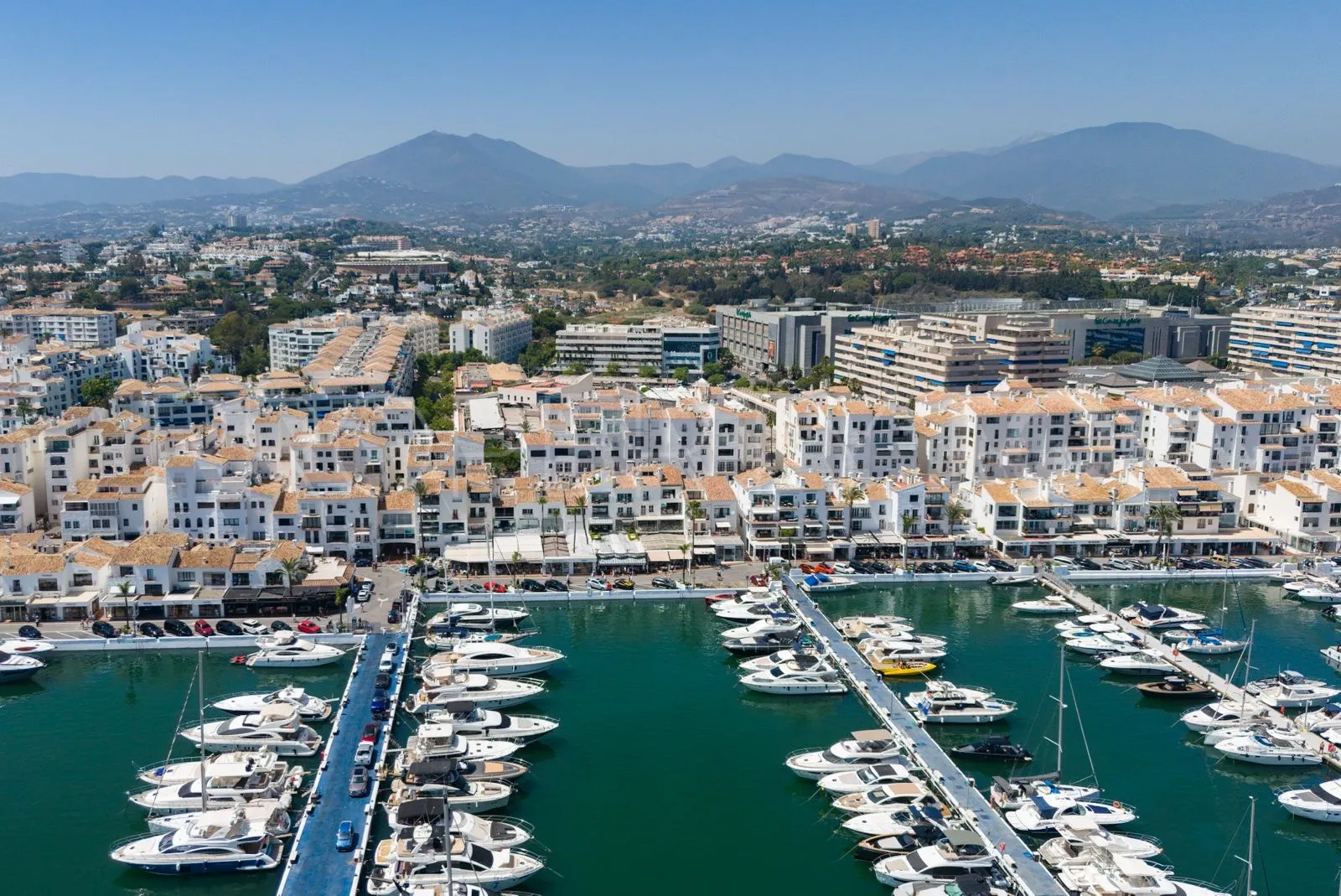 Apartment for sale in Marbella - Puerto Banus