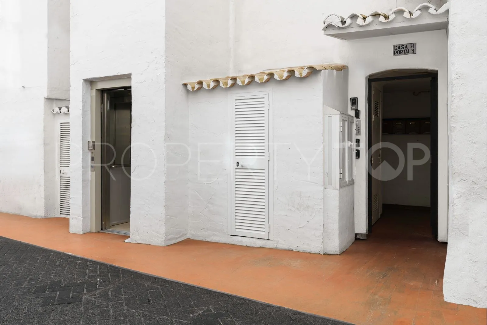 Apartment for sale in Marbella - Puerto Banus