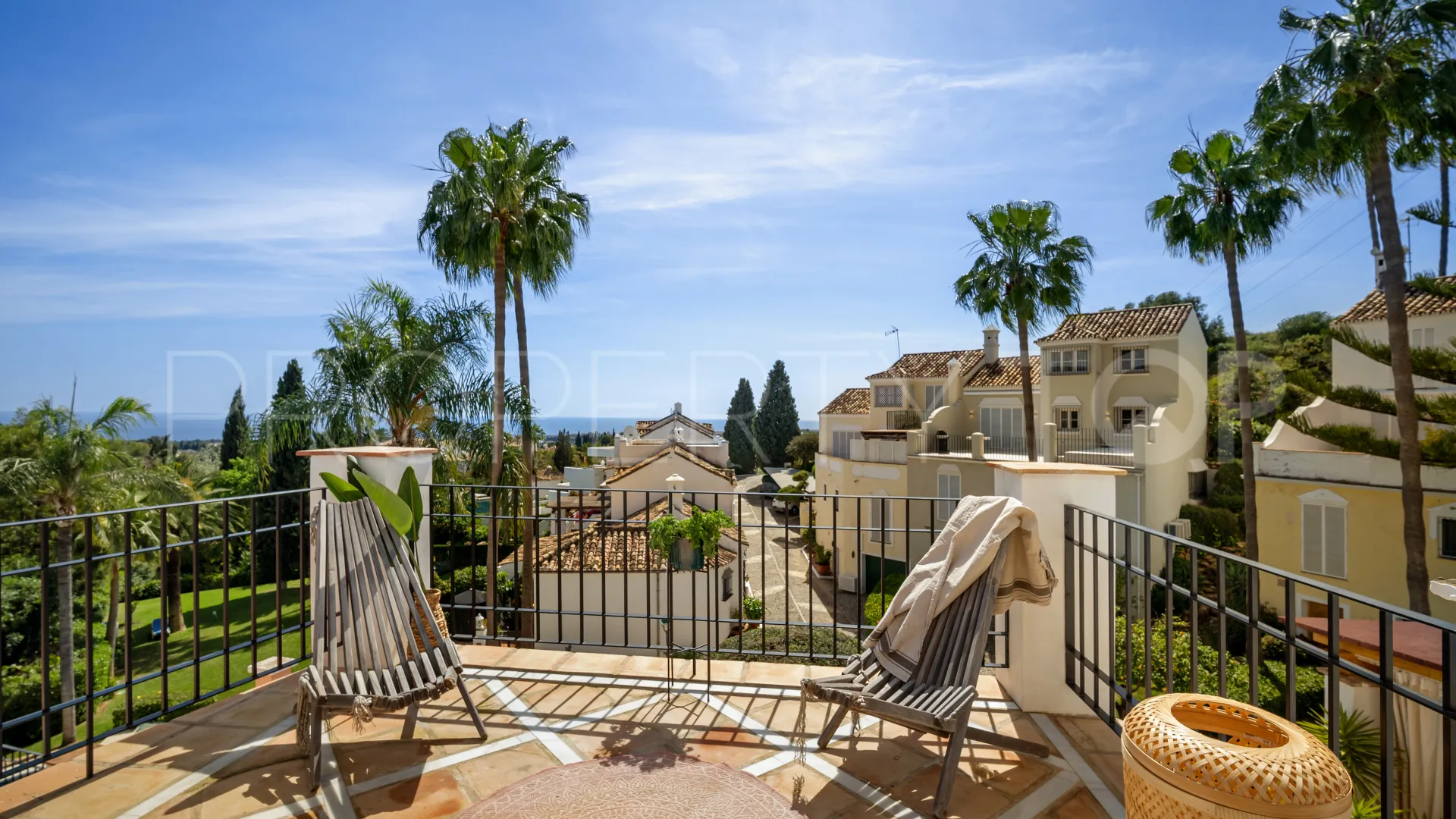 Golden Mile 4 bedrooms town house for sale