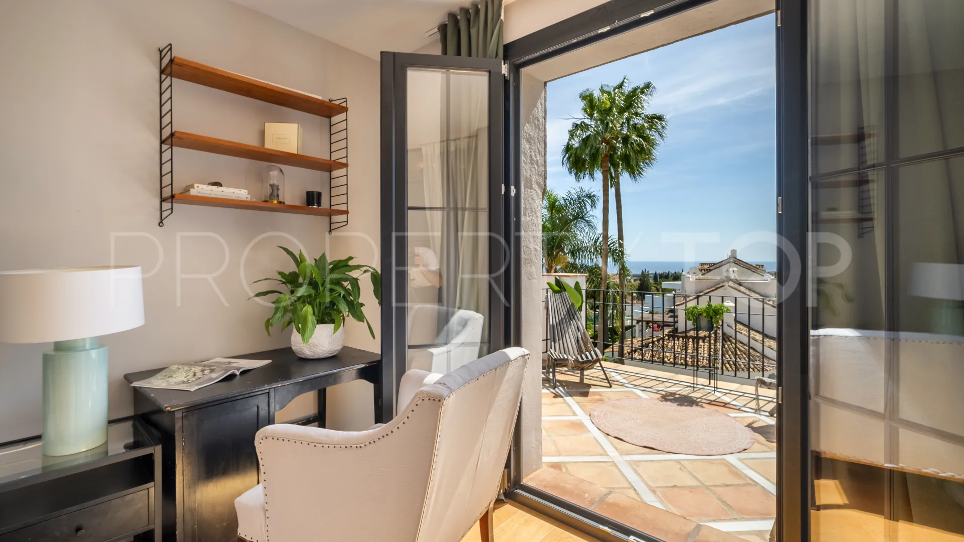 Golden Mile 4 bedrooms town house for sale