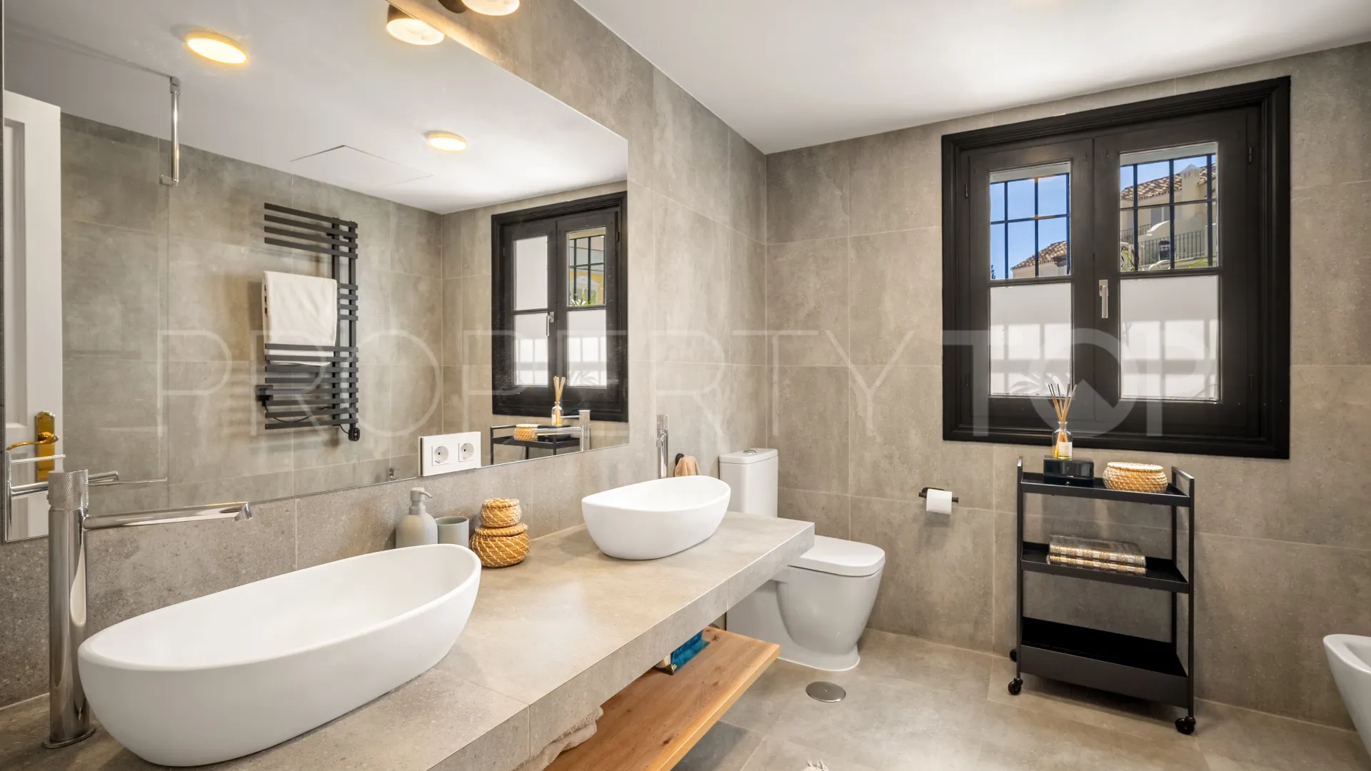 Golden Mile 4 bedrooms town house for sale