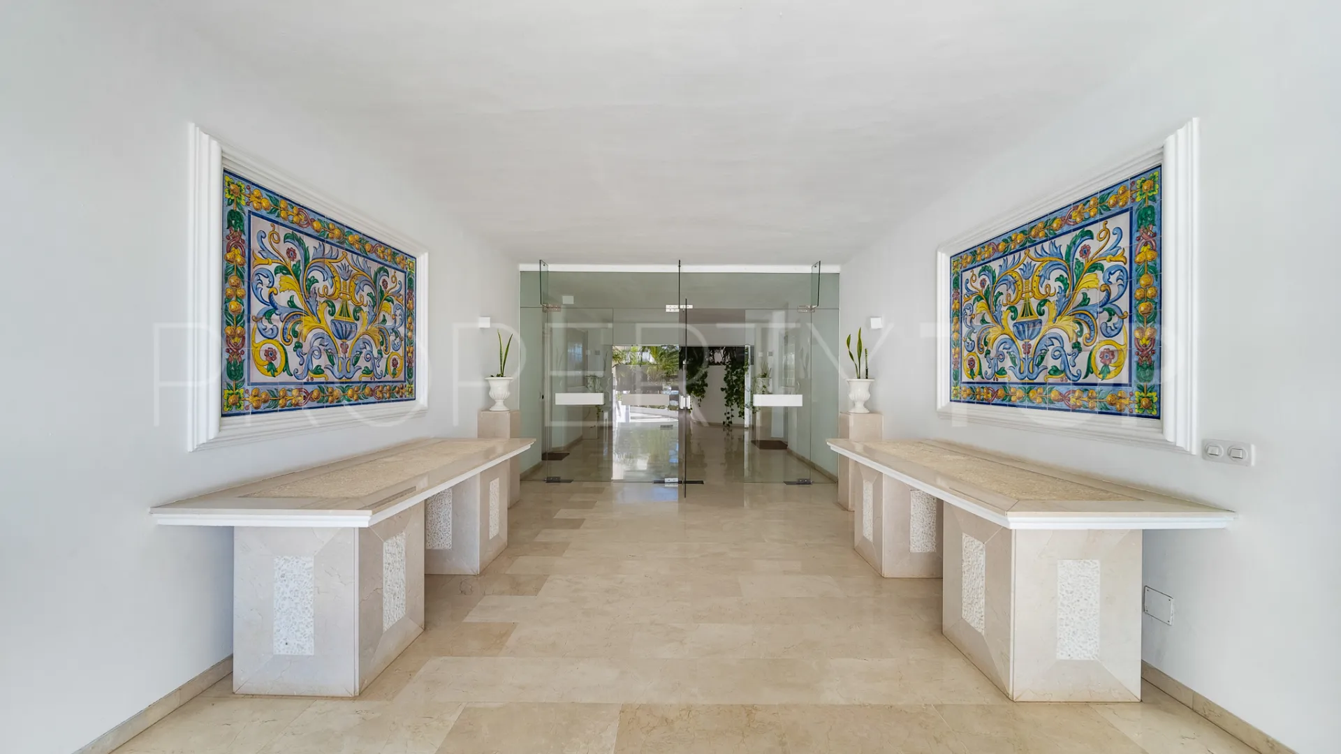 Marbella Golden Mile 3 bedrooms apartment for sale