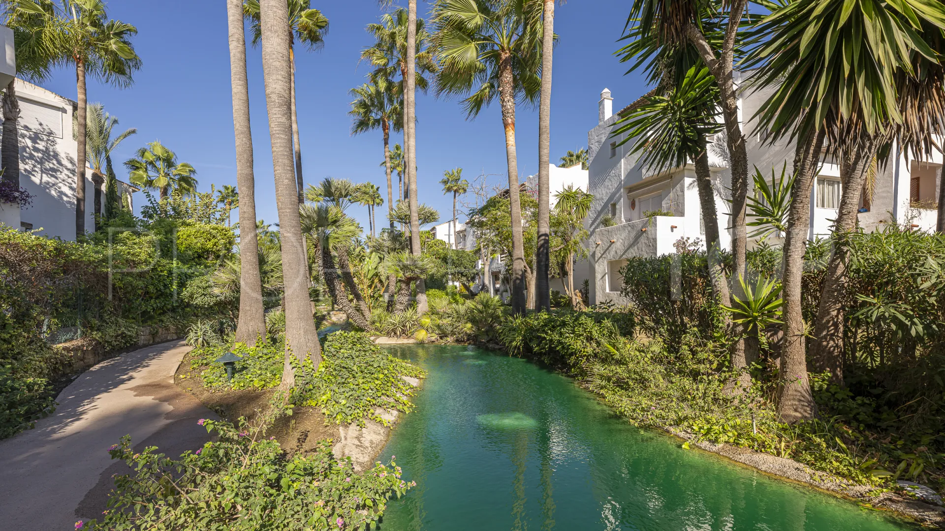 Apartamento en venta en New Golden Mile