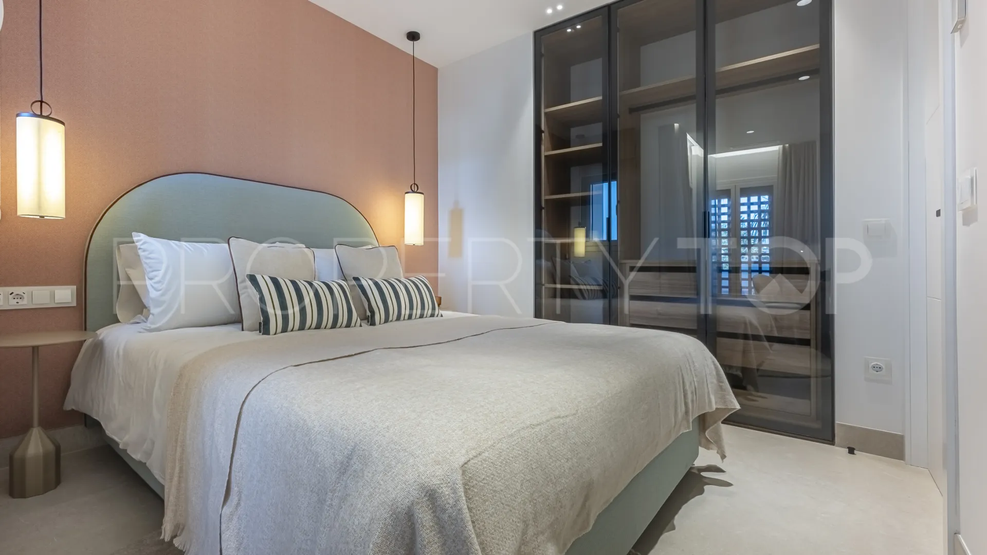 3 bedrooms apartment in Bahía del Velerín for sale