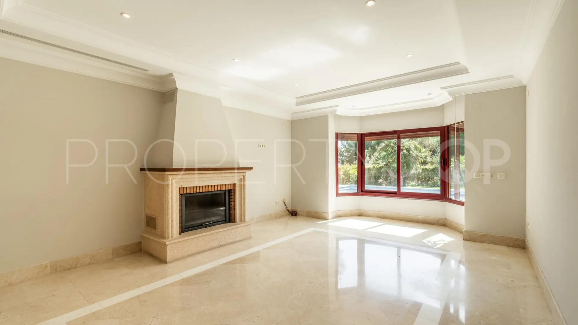 For sale villa in Altos Reales with 5 bedrooms