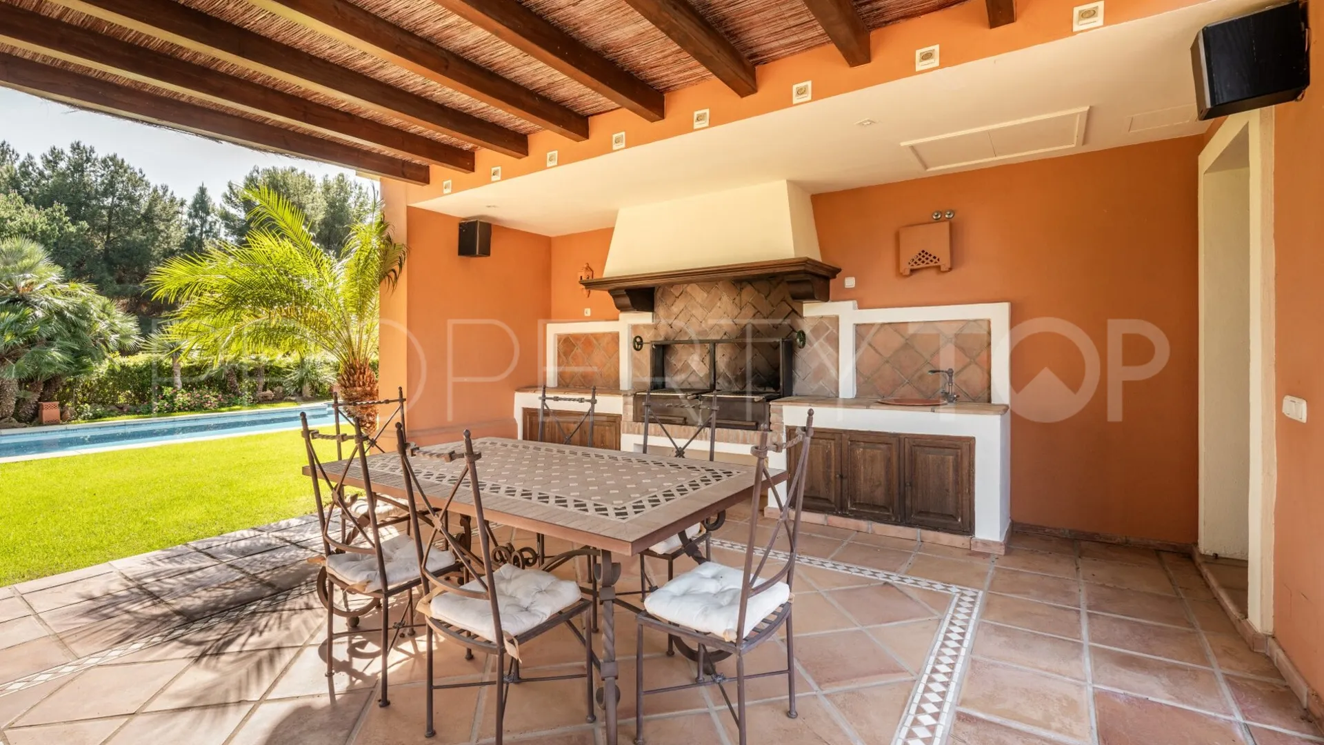 For sale villa in Altos Reales with 5 bedrooms