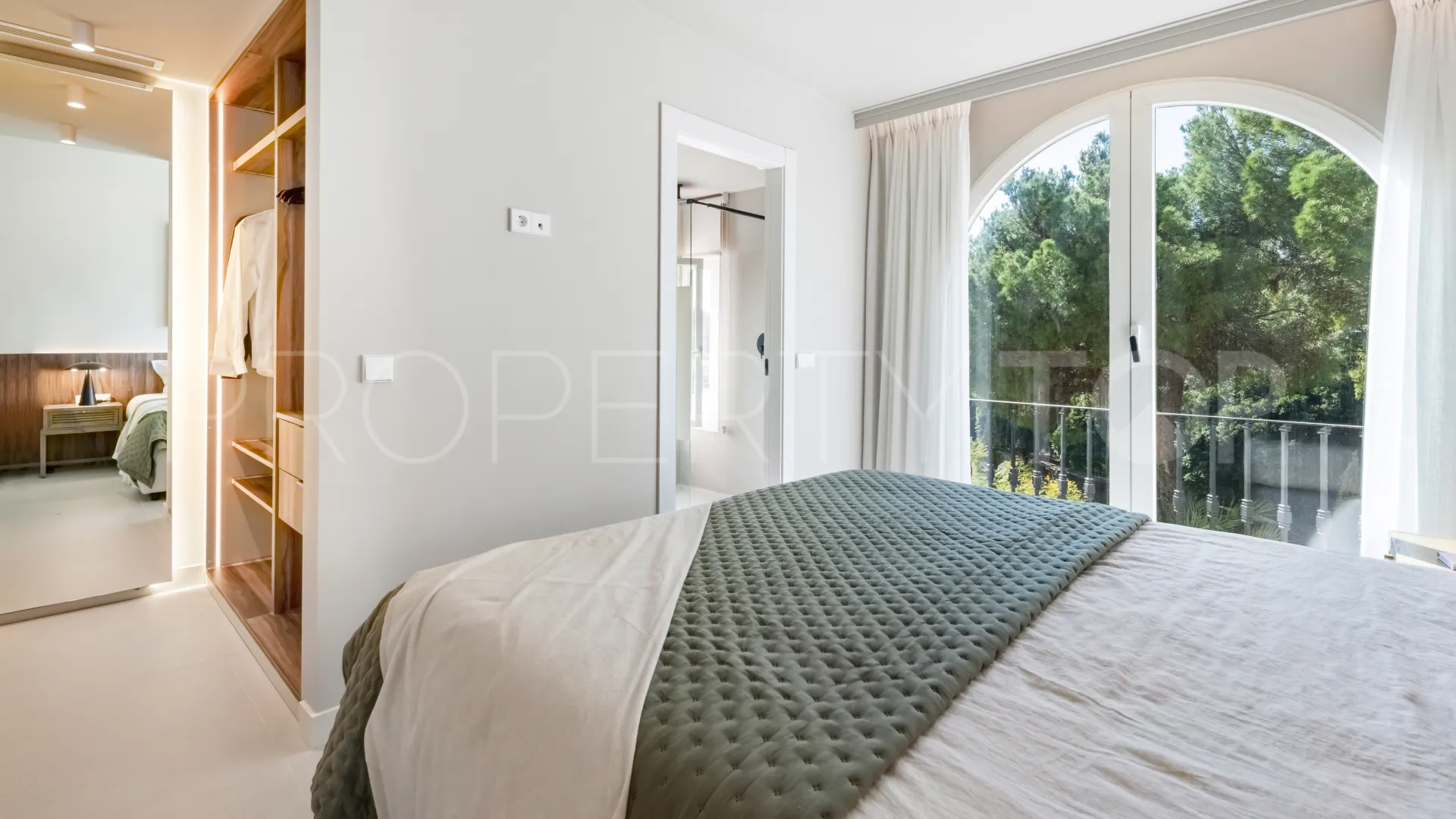 La Quinta duplex for sale