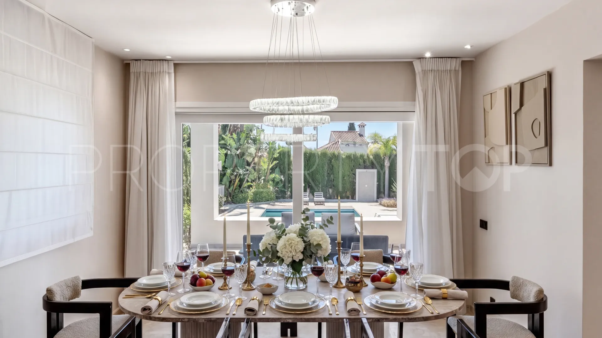 For sale Nueva Andalucia 6 bedrooms villa