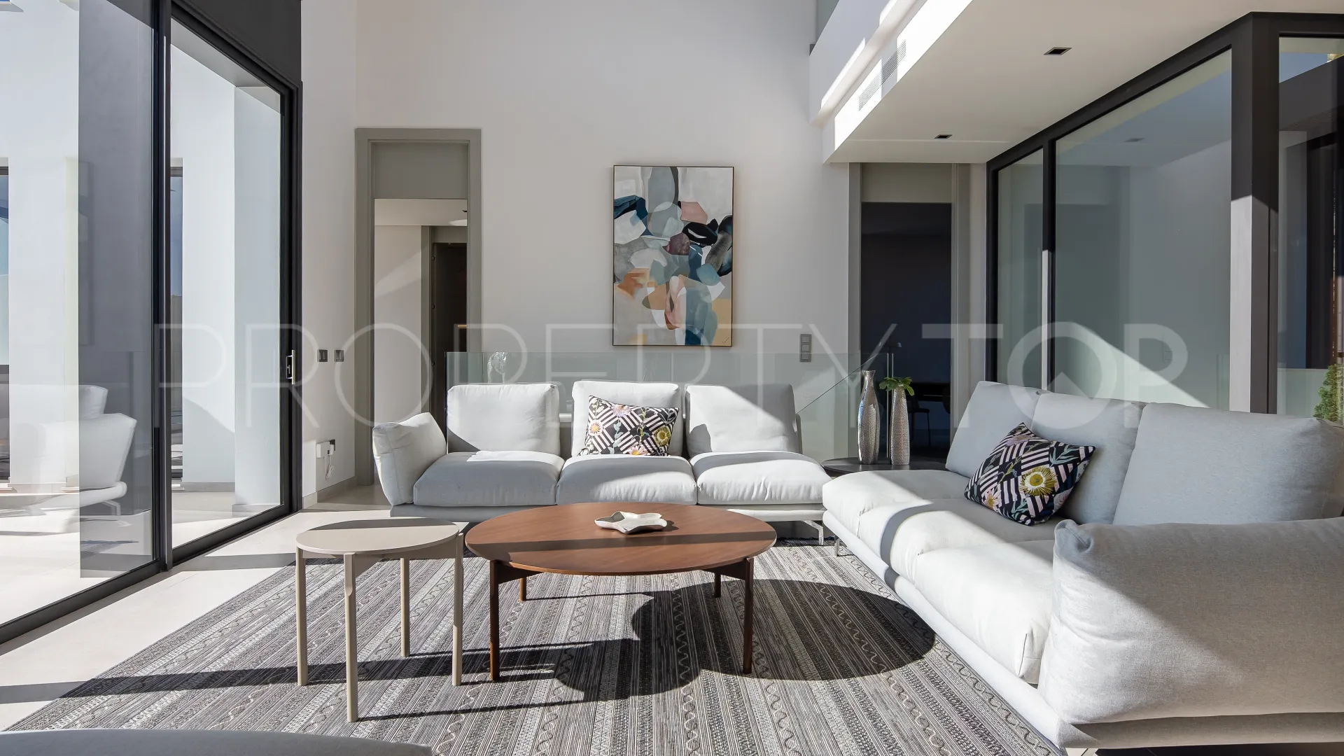 Se vende villa en Lomas de La Quinta