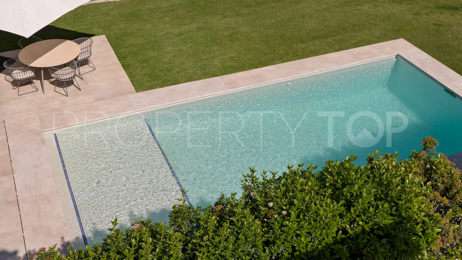 For sale 4 bedrooms villa in Las Brisas