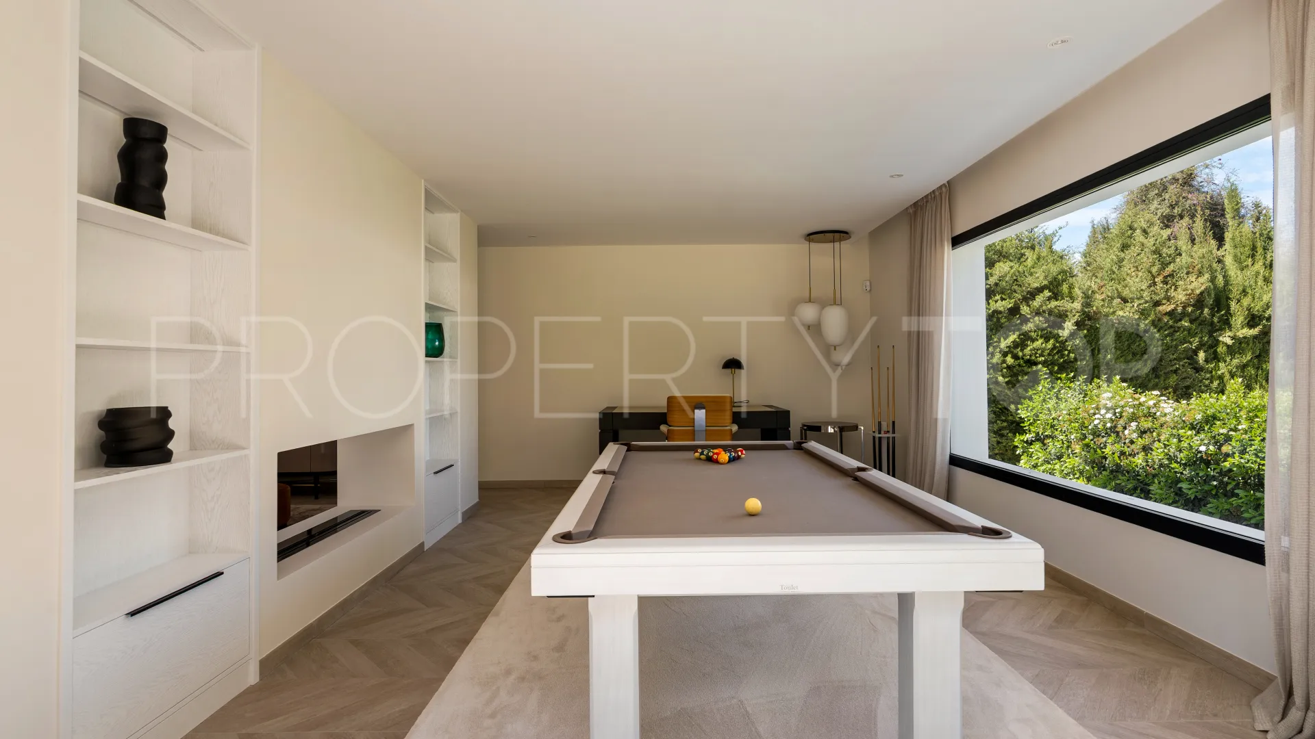 For sale 4 bedrooms villa in Las Brisas