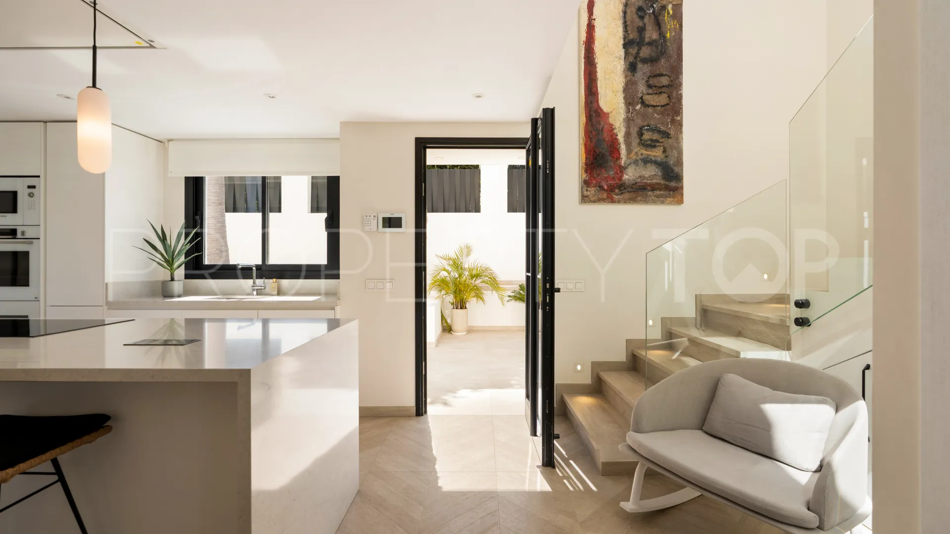 For sale 4 bedrooms villa in Las Brisas