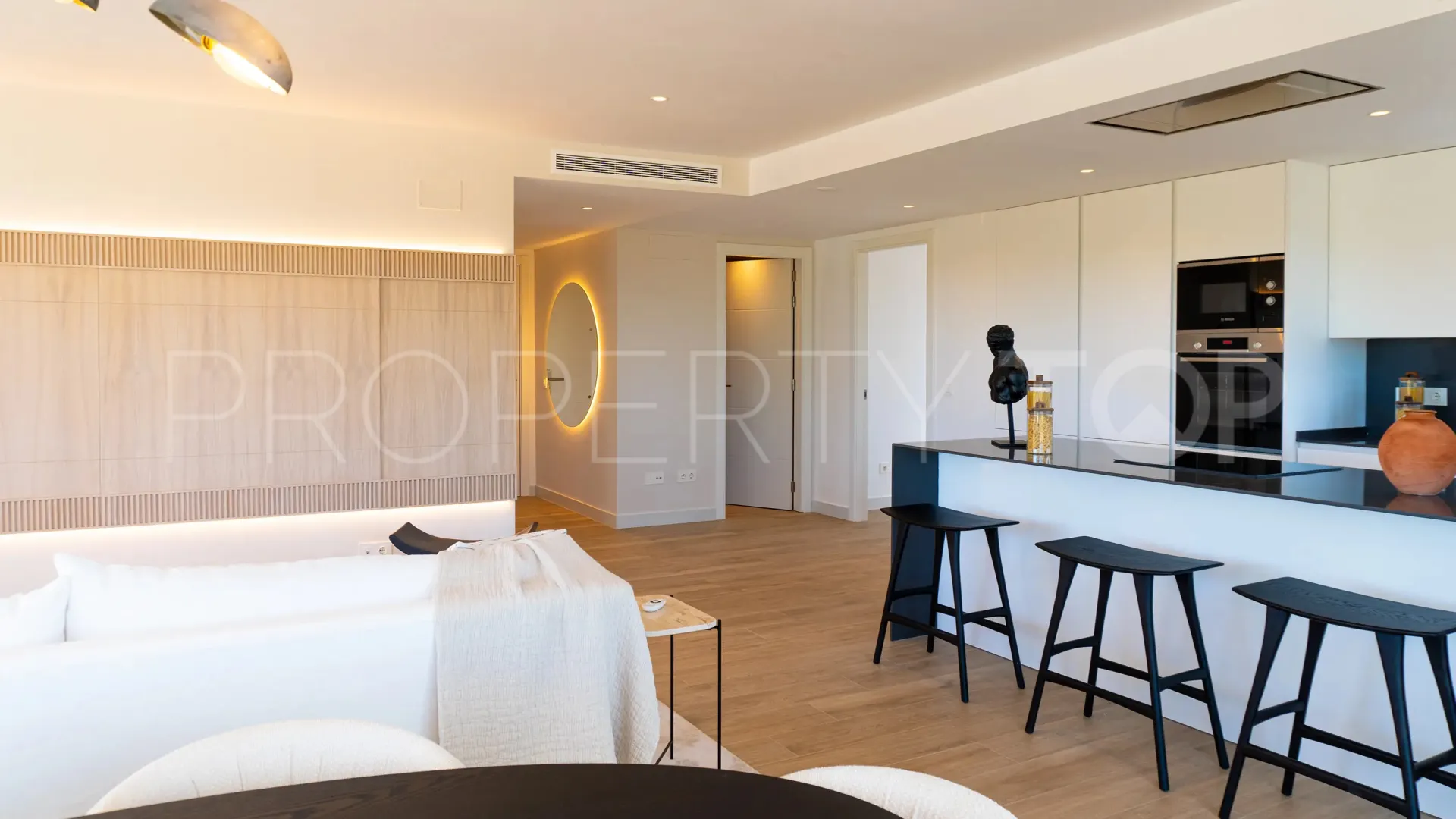 Estepona West 2 bedrooms apartment for sale