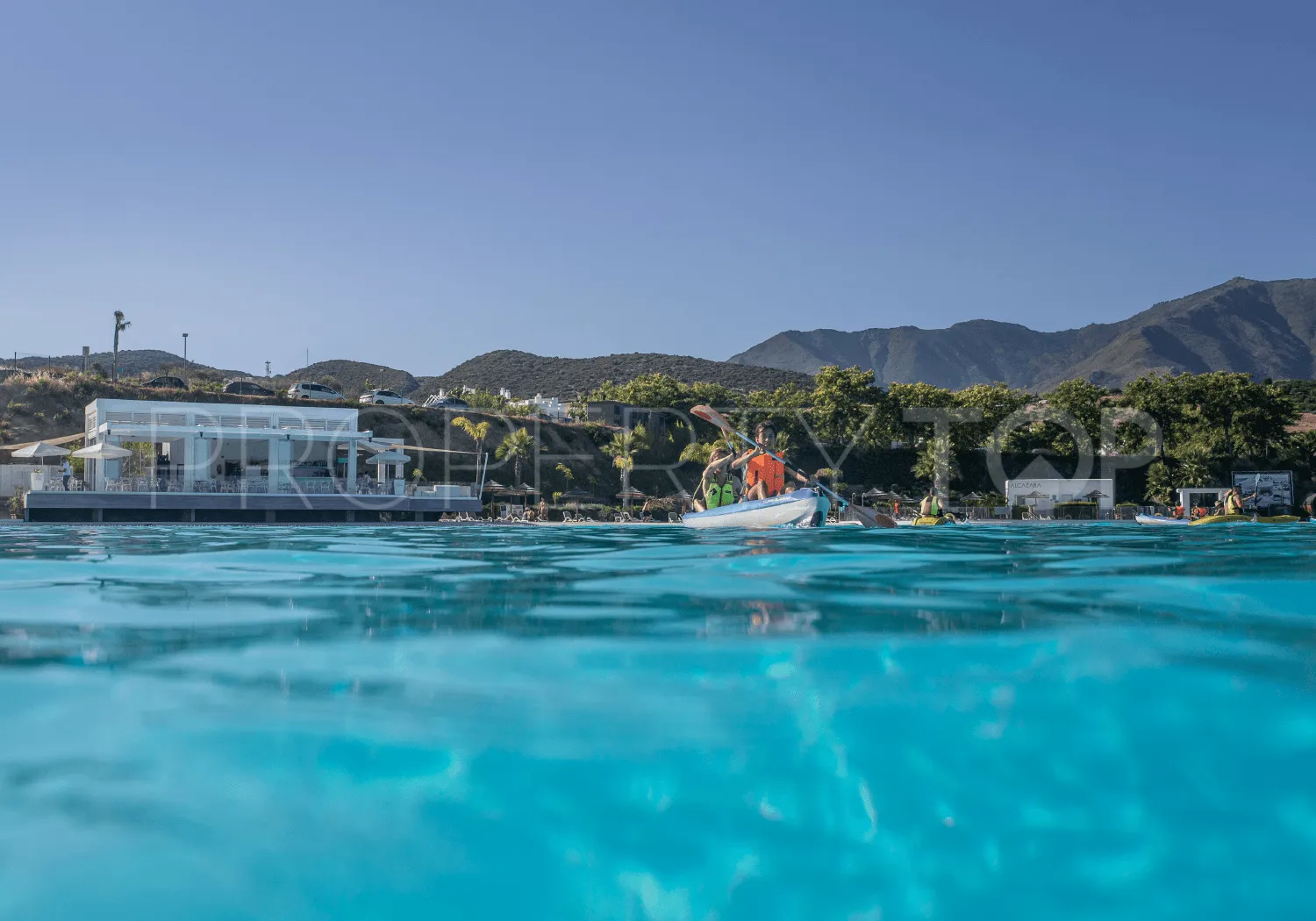 Estepona West 2 bedrooms apartment for sale