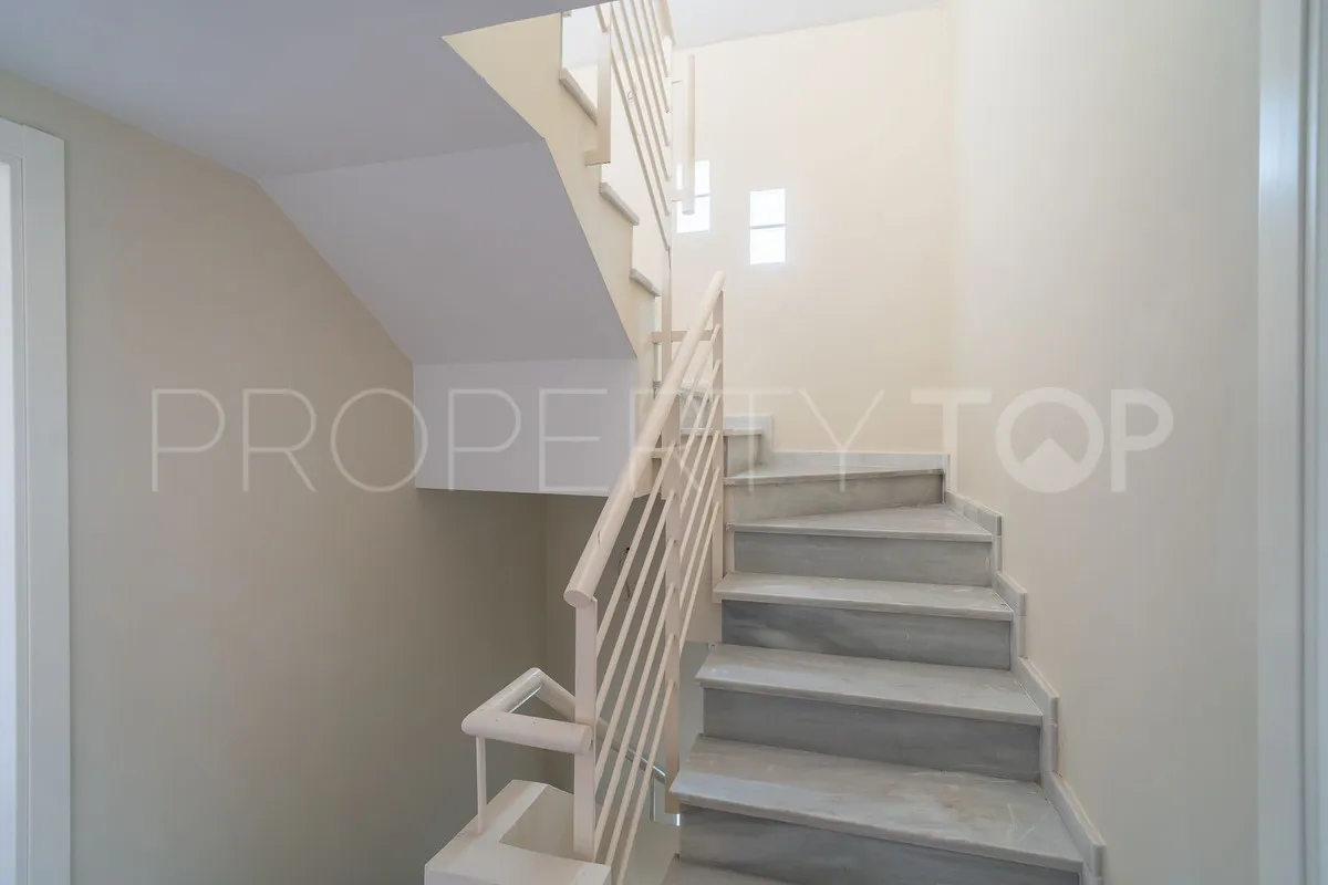 Calahonda 4 bedrooms house for sale