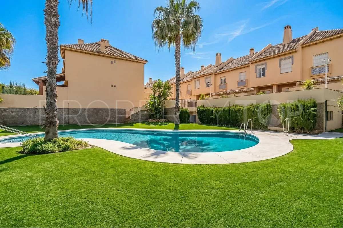 Calahonda 4 bedrooms house for sale