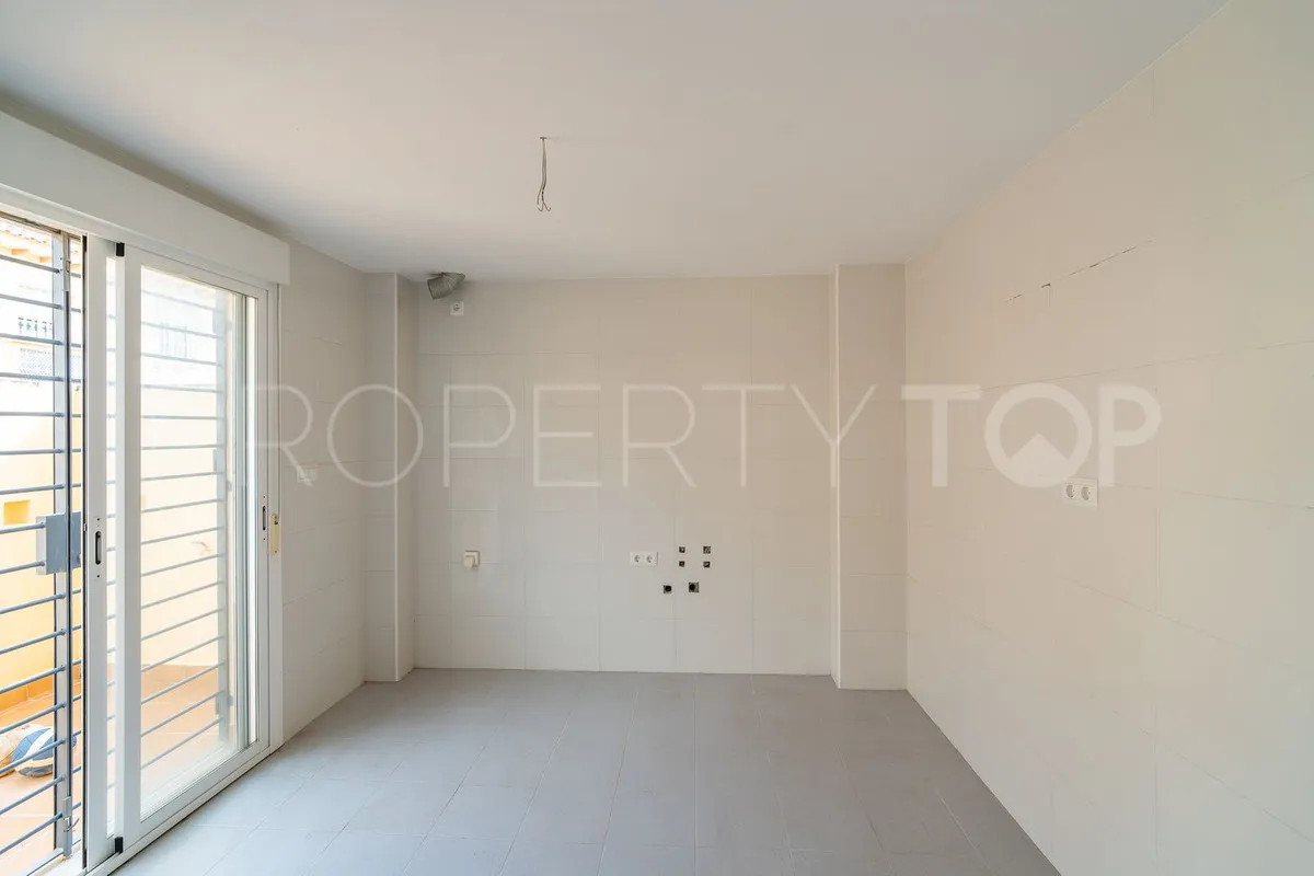 Calahonda 4 bedrooms house for sale