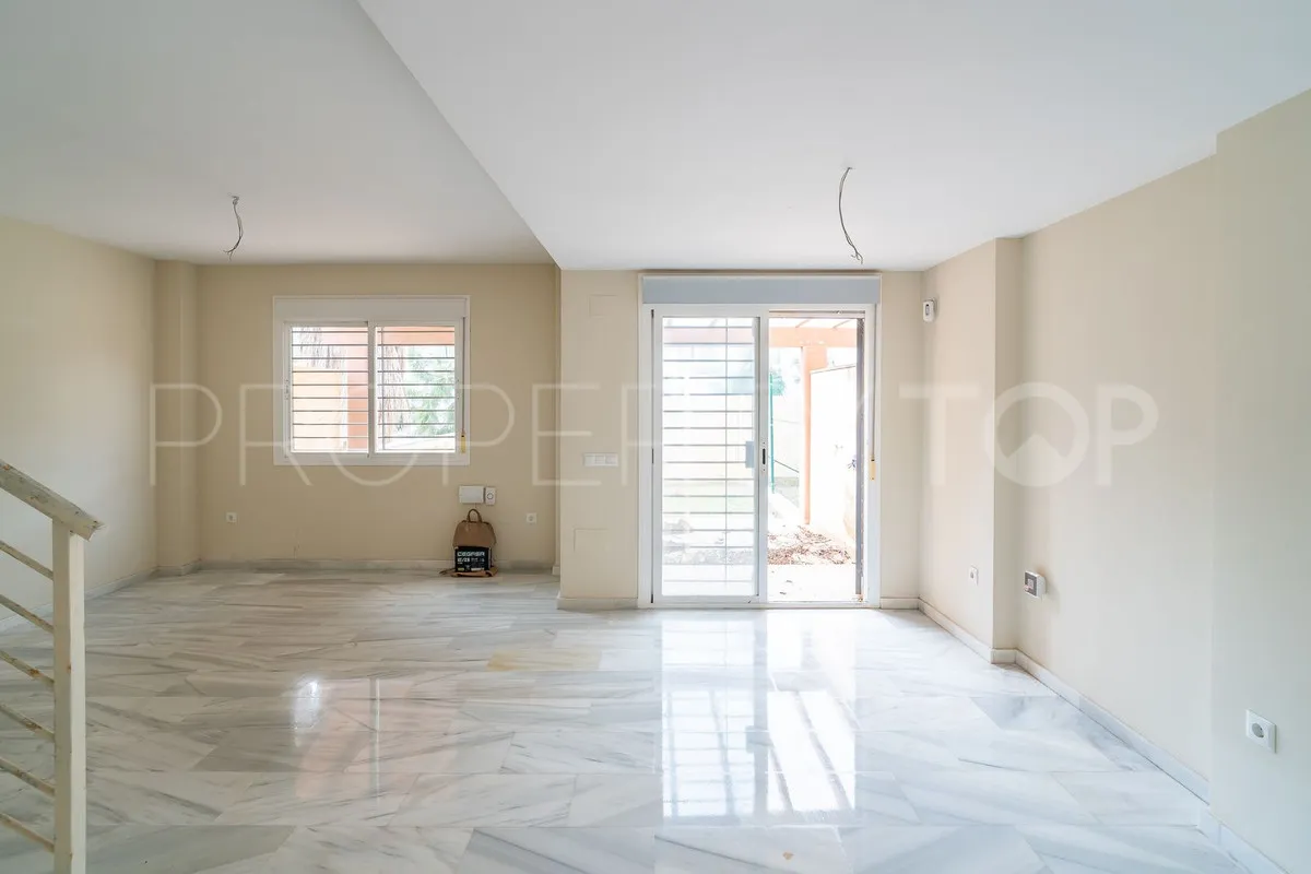 Calahonda 4 bedrooms house for sale