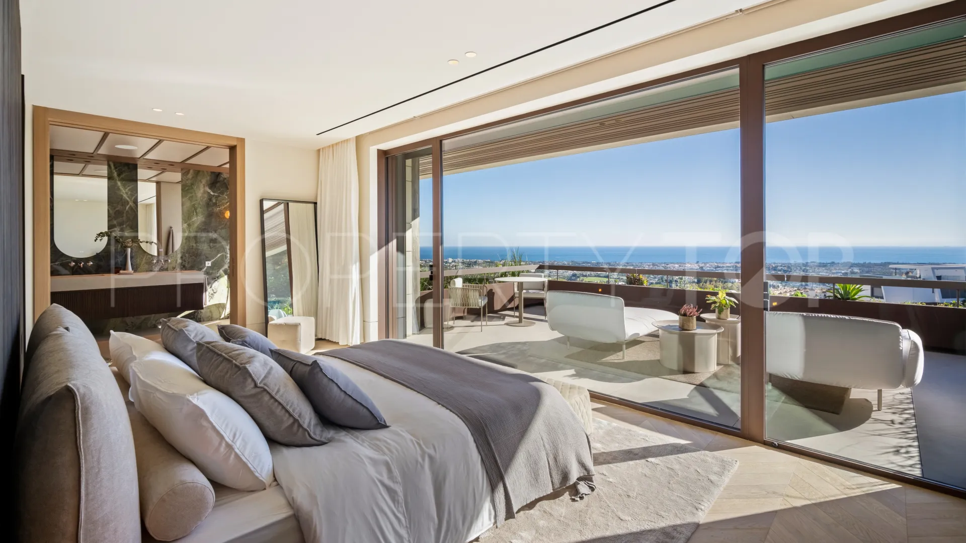 La Quinta, villa en venta con 5 dormitorios